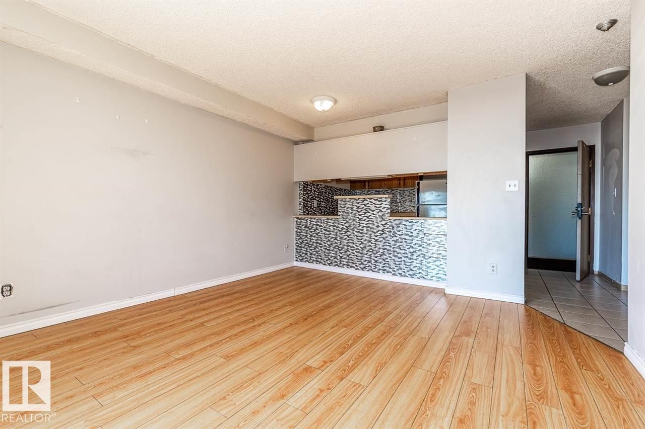 606 12831 66 Street, Edmonton, AB - Indoor Photo Showing Other Room