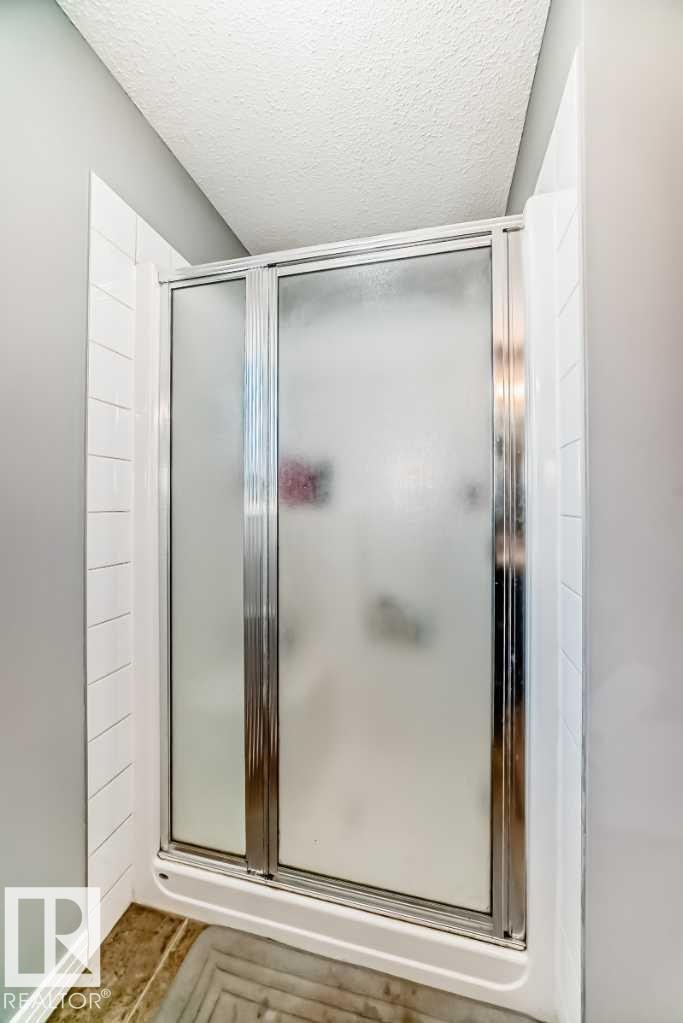227 Avena Circle, Leduc, AB - Indoor Photo Showing Bathroom