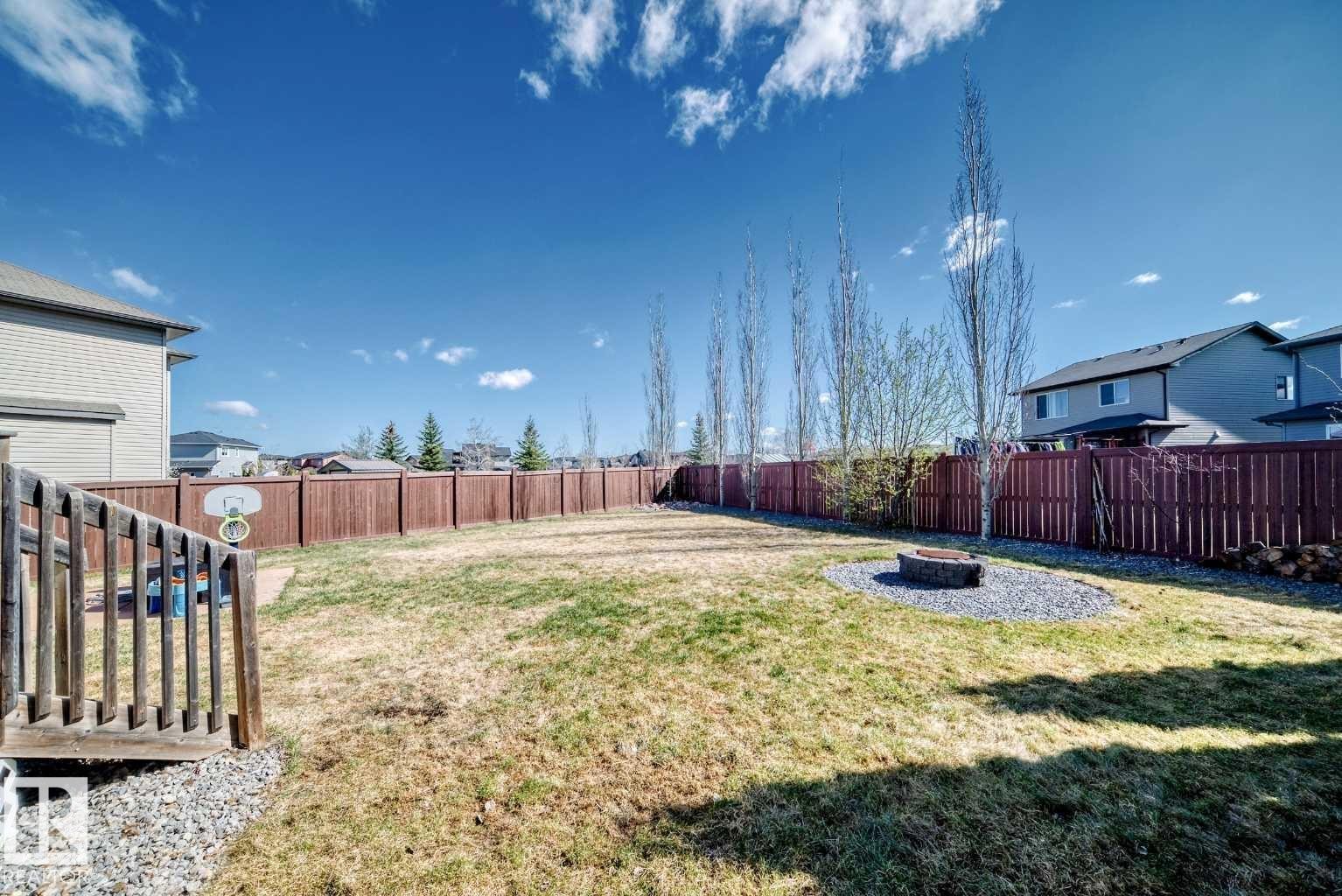 227 Avena Circle, Leduc, AB - Outdoor