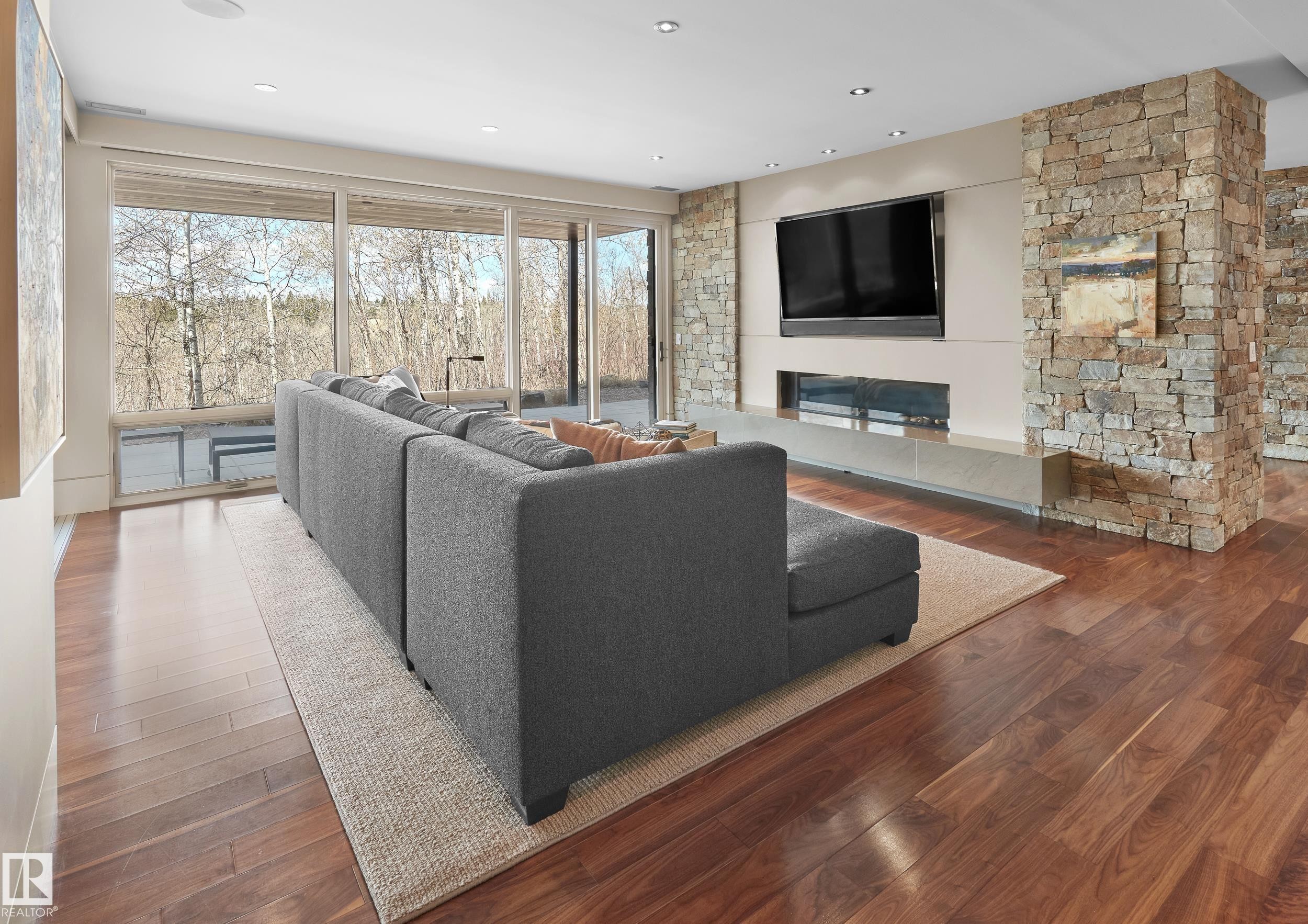 112 Westbrook Drive, Edmonton, AB - Indoor Photo Showing Living Room With Fireplace
