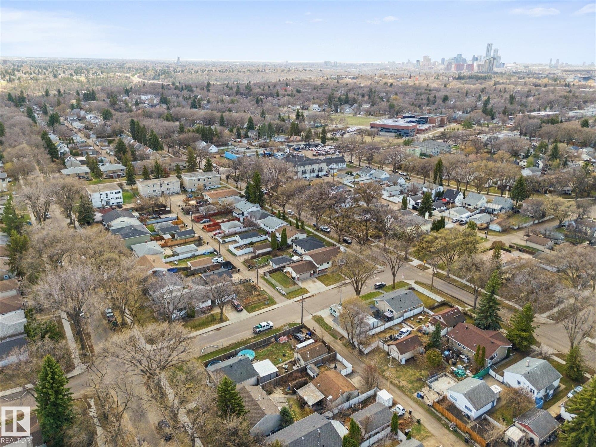5703 119 Avenue, Edmonton, AB - Outdoor With View
