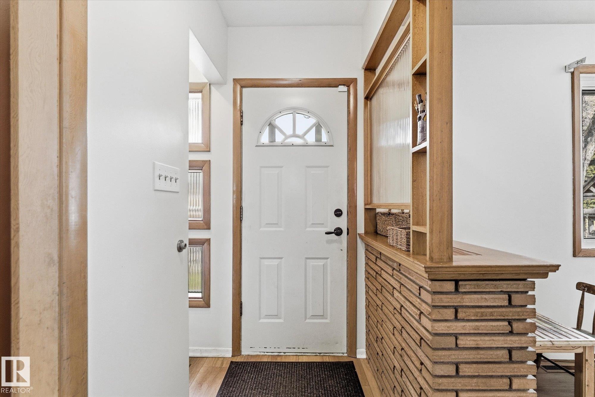 5703 119 Avenue, Edmonton, AB - Indoor Photo Showing Other Room