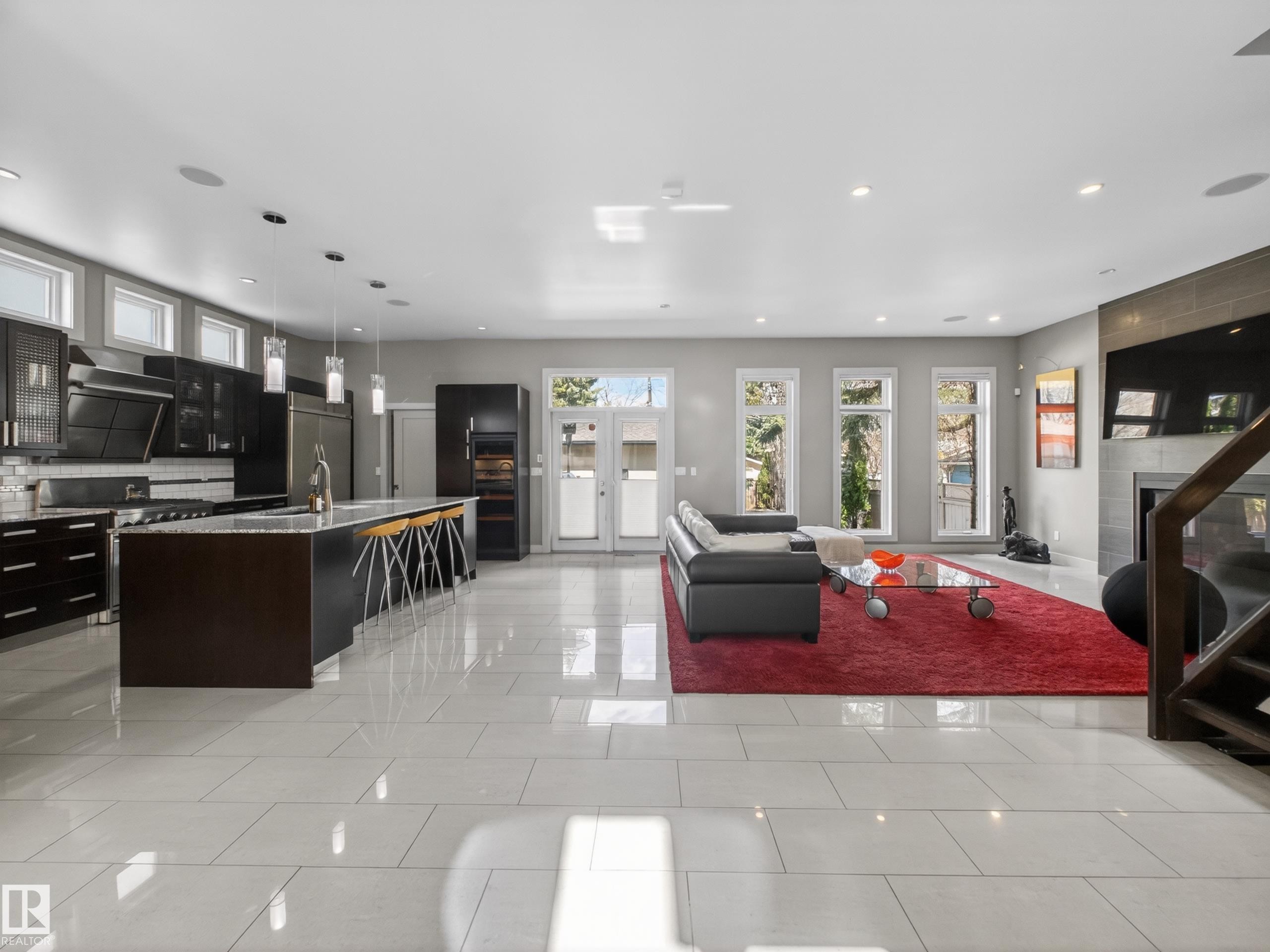 10650 66 Avenue, Edmonton, AB - Indoor