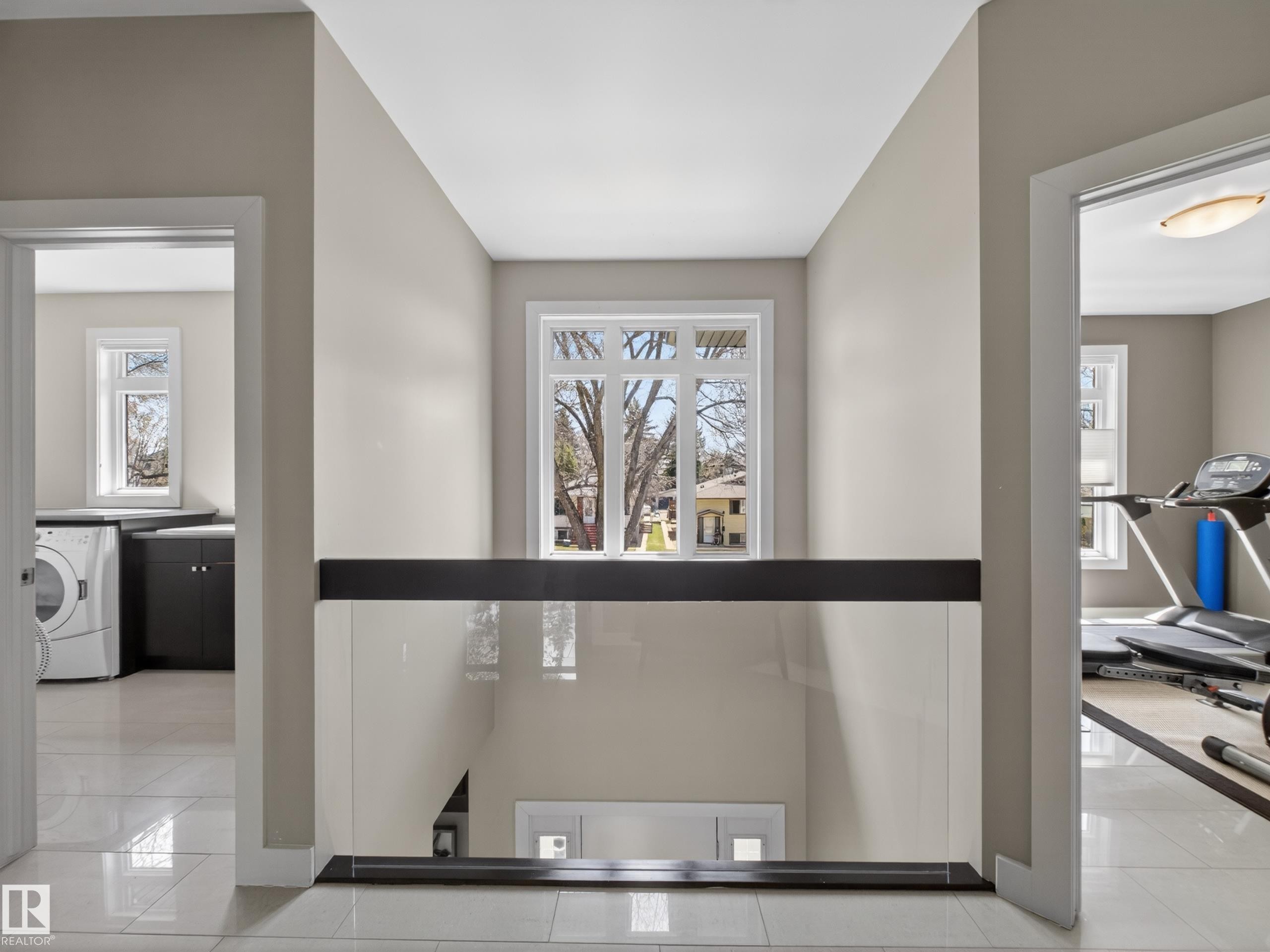 10650 66 Avenue, Edmonton, AB - Indoor Photo Showing Other Room