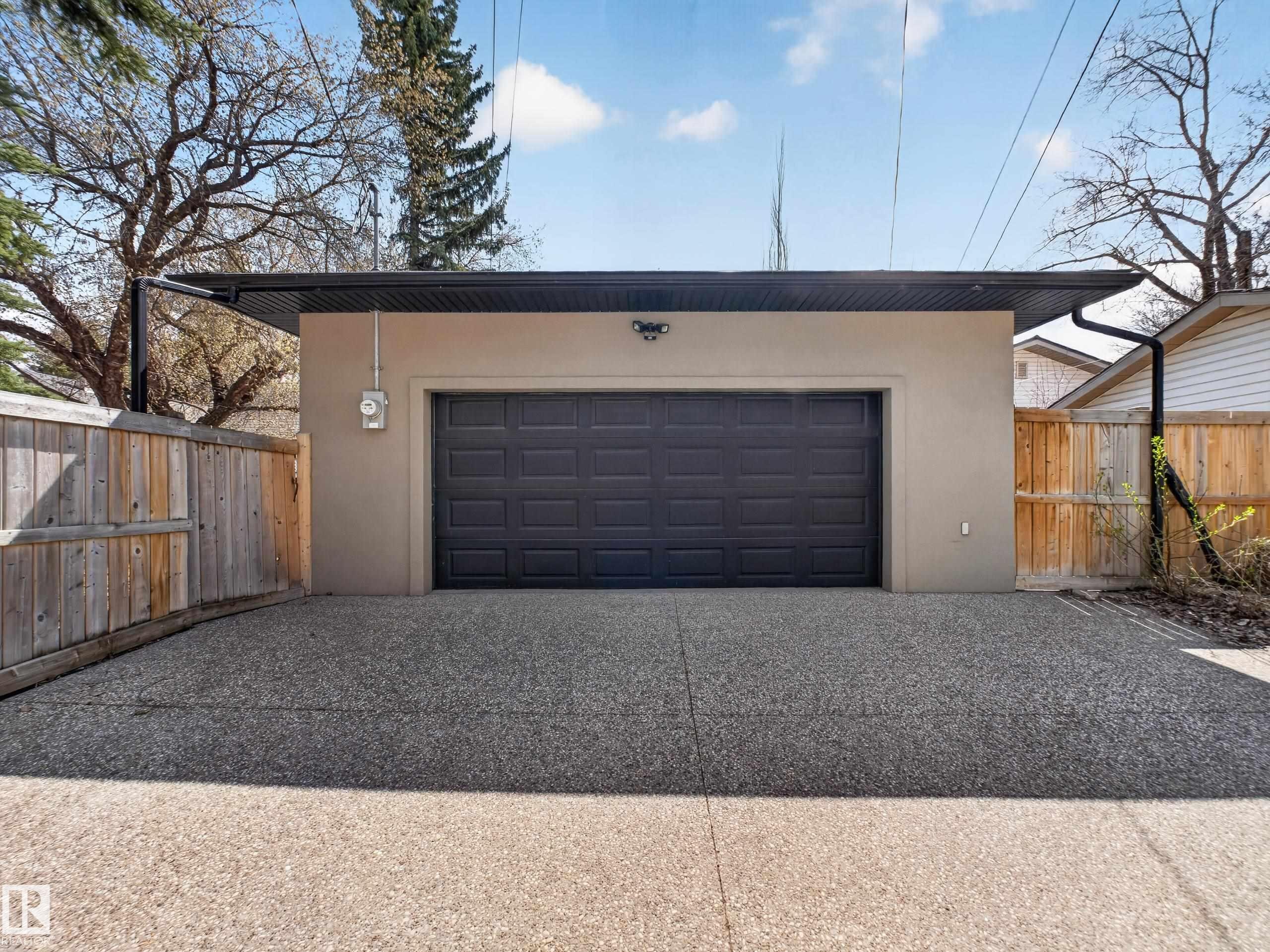 10650 66 Avenue, Edmonton, AB - Outdoor