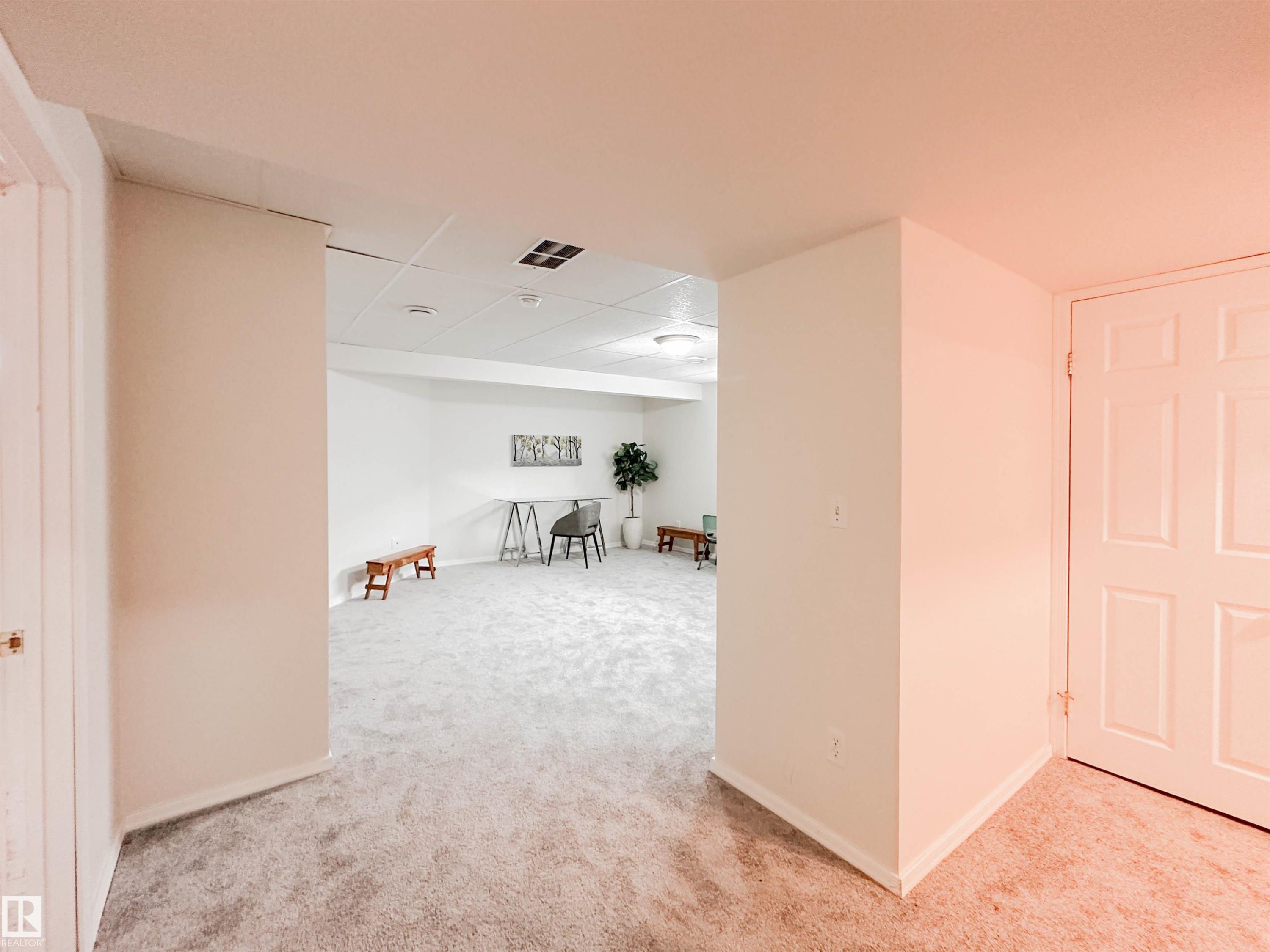 6 Norfolk Close, St. Albert, AB - Indoor Photo Showing Other Room