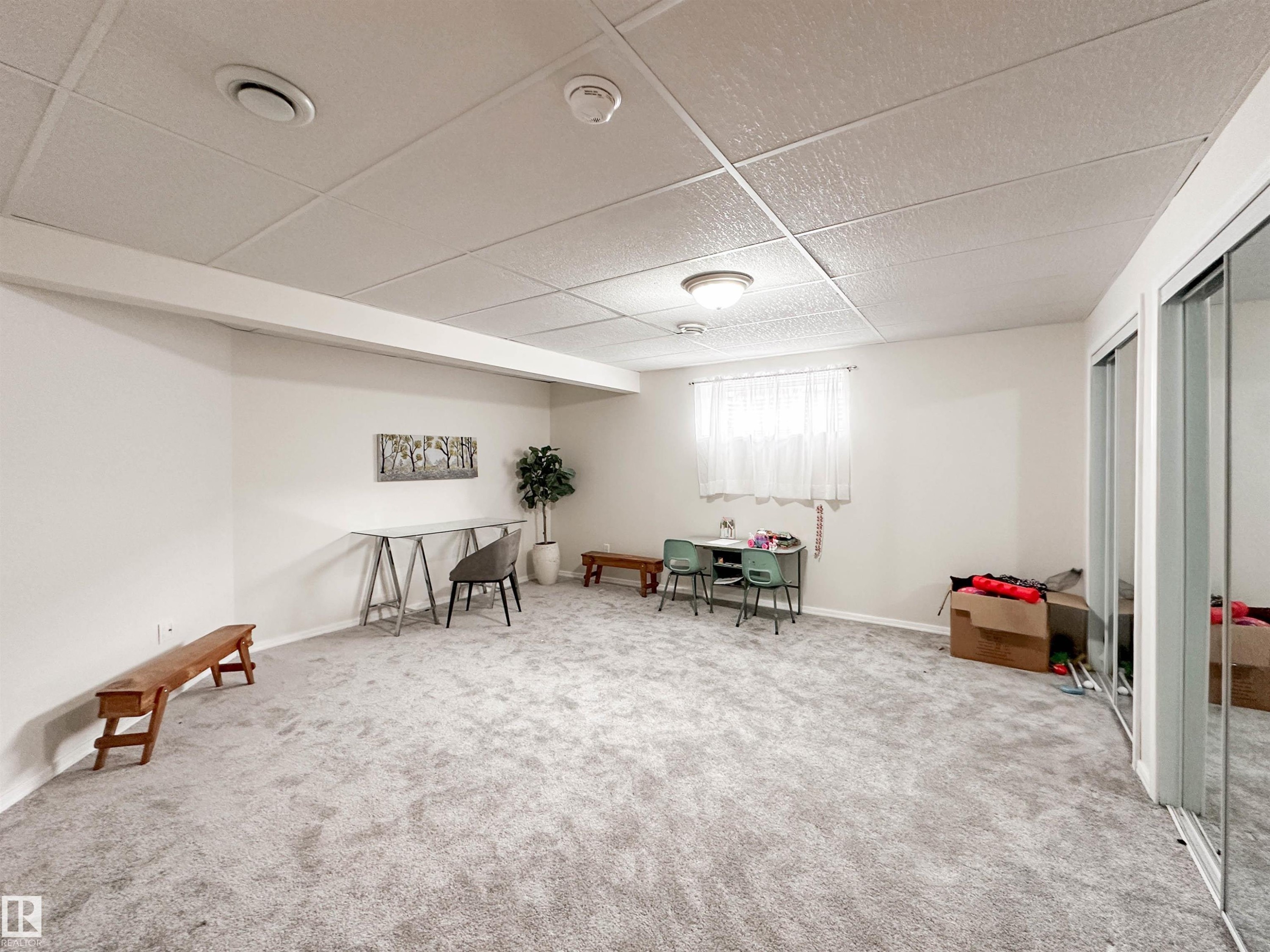 6 Norfolk Close, St. Albert, AB - Indoor