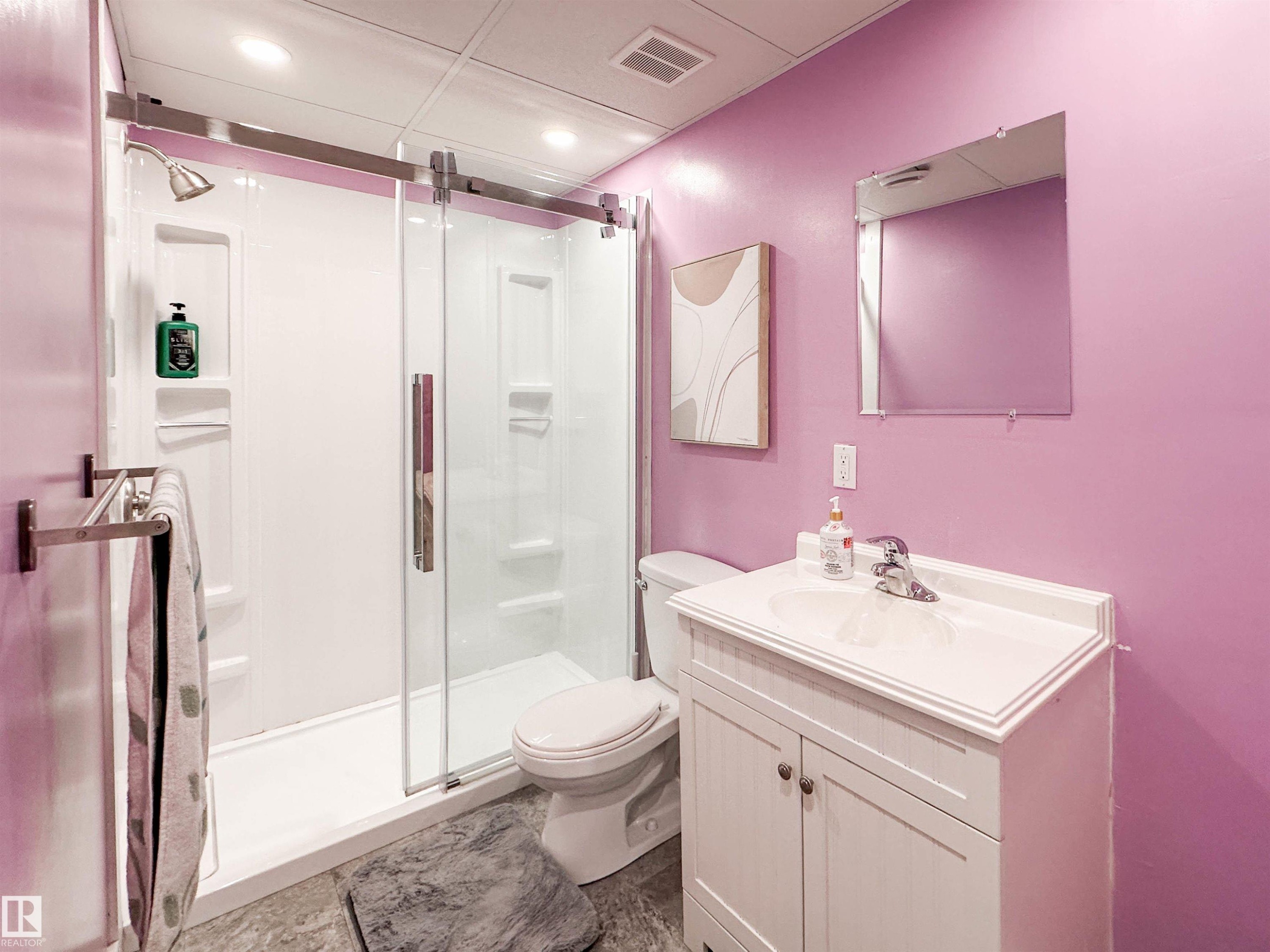 6 Norfolk Close, St. Albert, AB - Indoor Photo Showing Bathroom