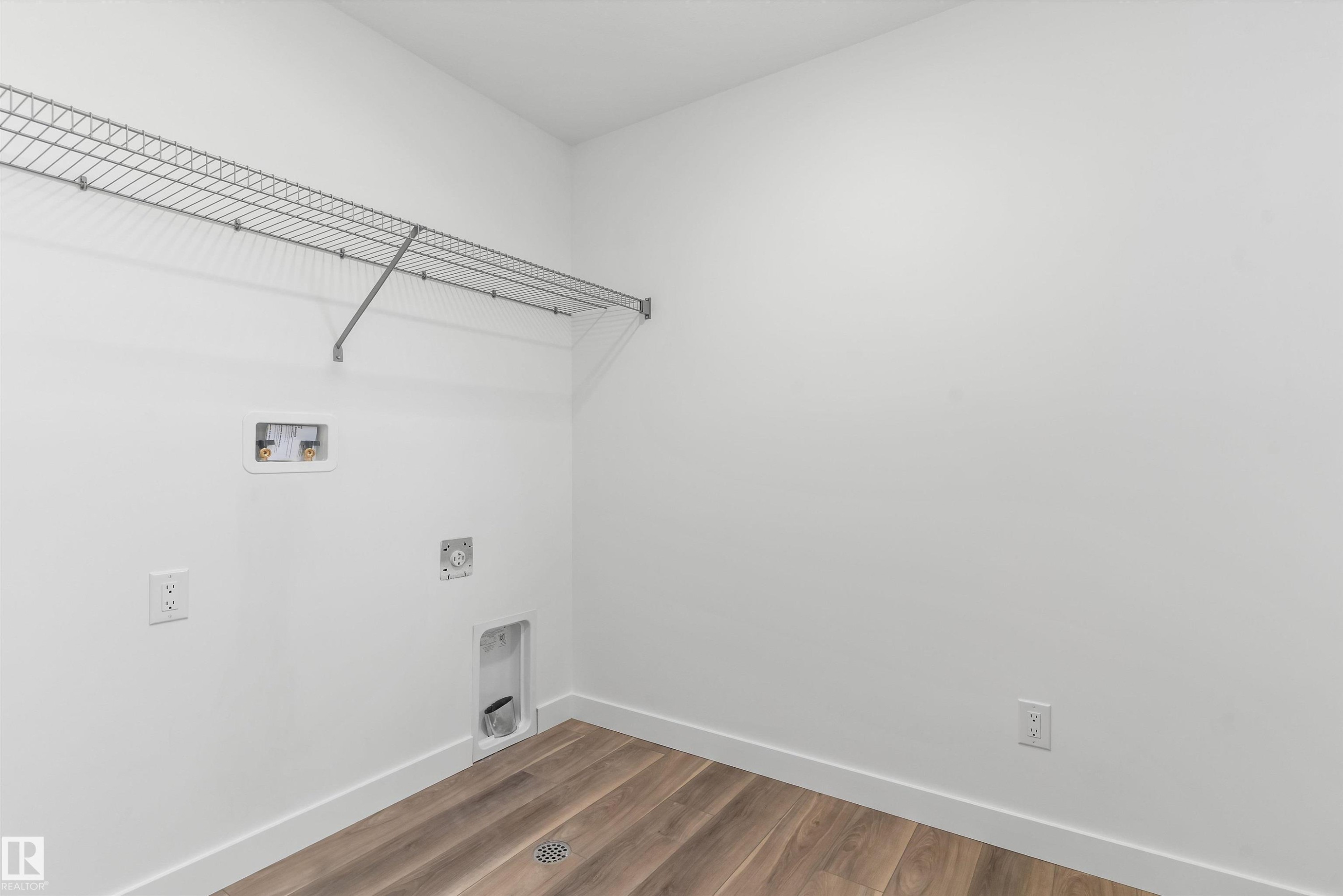 1060 Cristall Crescent, Edmonton, AB