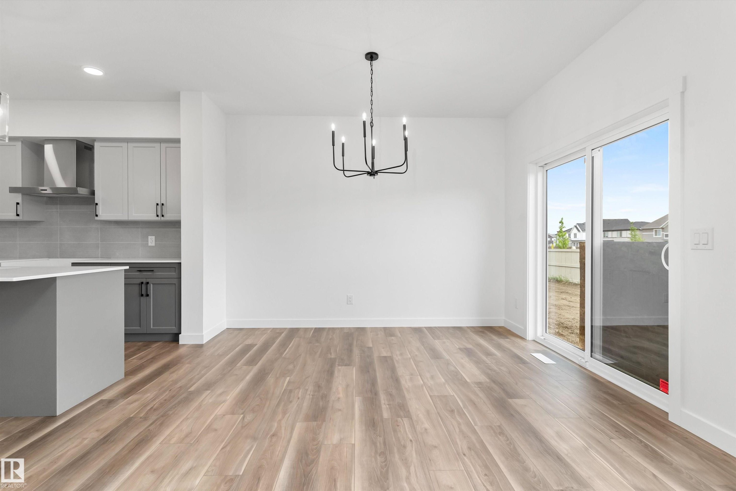 1060 Cristall Crescent, Edmonton, AB