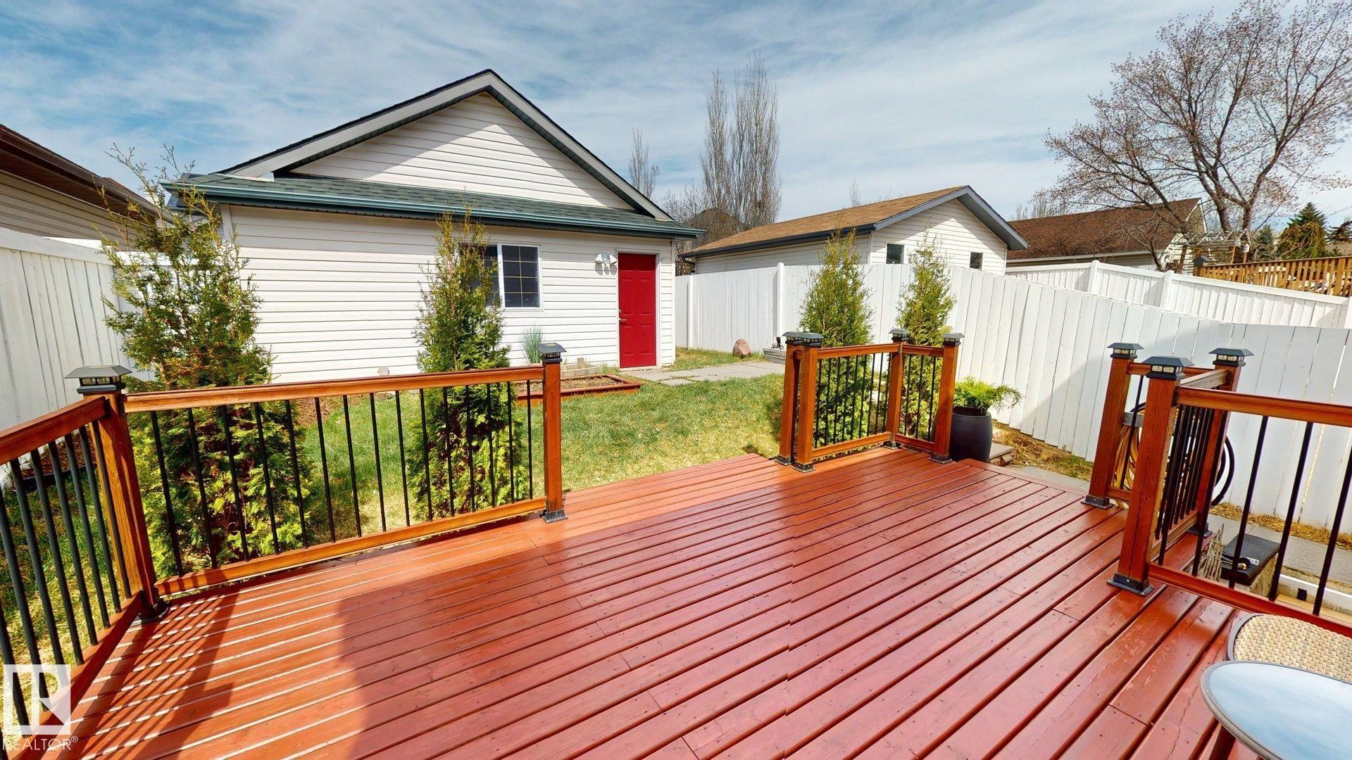 2078 Tanner Wynd, Edmonton, AB - Outdoor With Deck Patio Veranda With Exterior