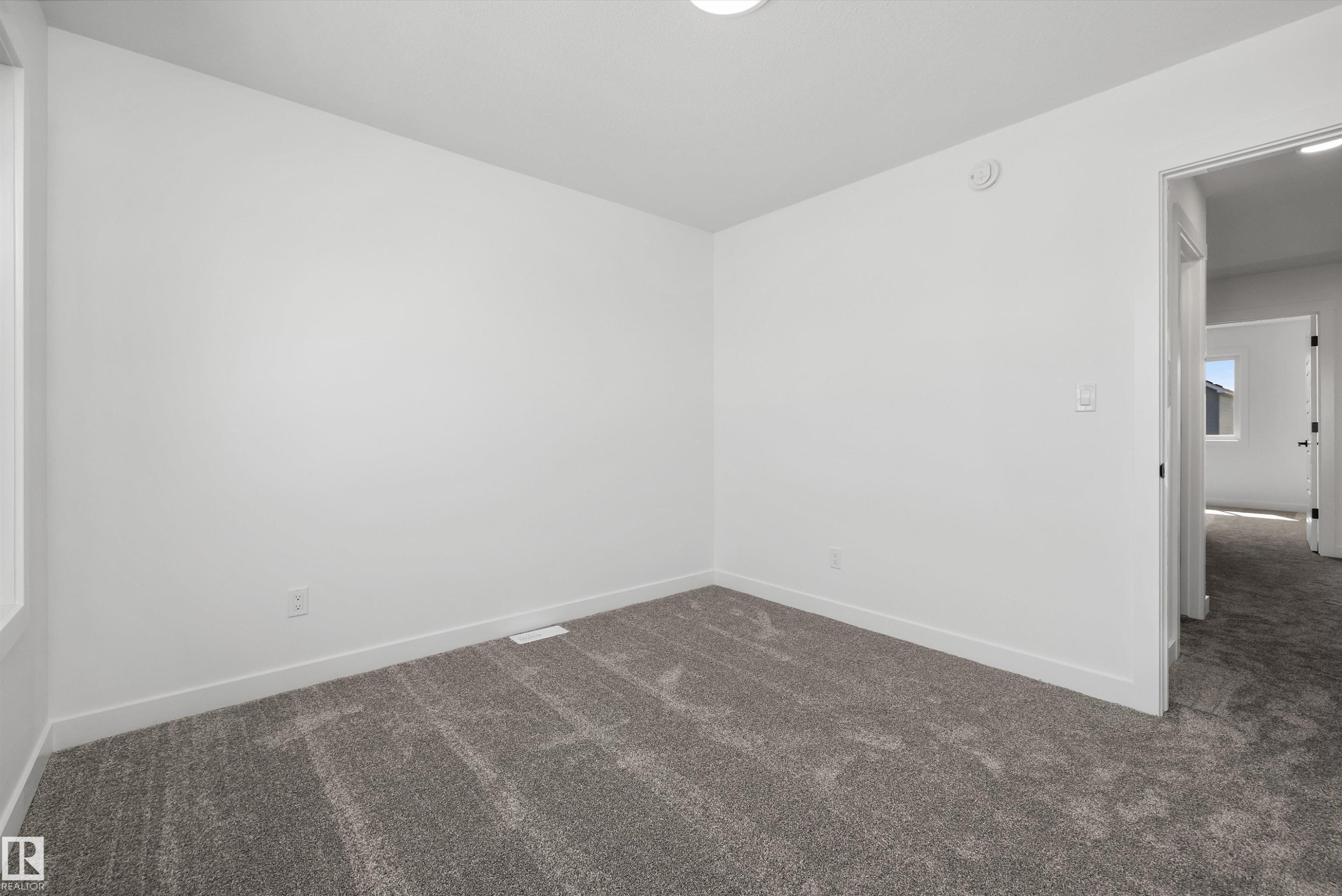 20631 43 Avenue, Edmonton, AB - Indoor Photo Showing Other Room