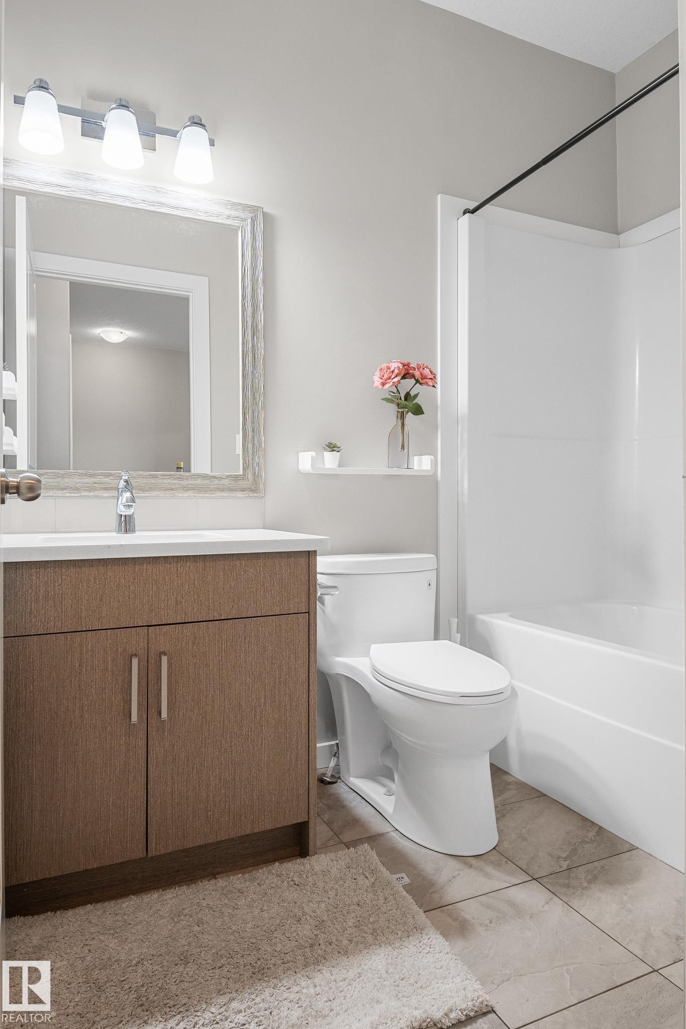 911 Morris Way, Leduc, AB - Indoor Photo Showing Bathroom