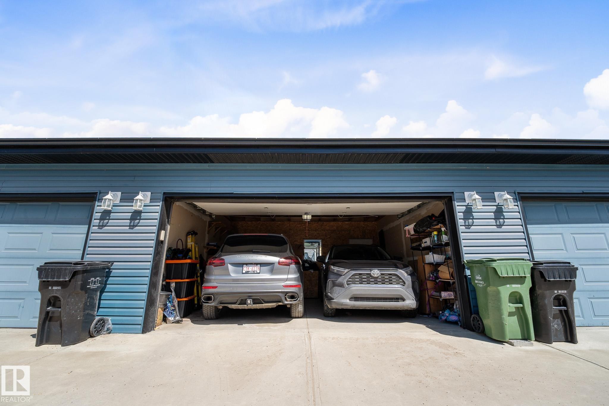 911 Morris Way, Leduc, AB - Outdoor