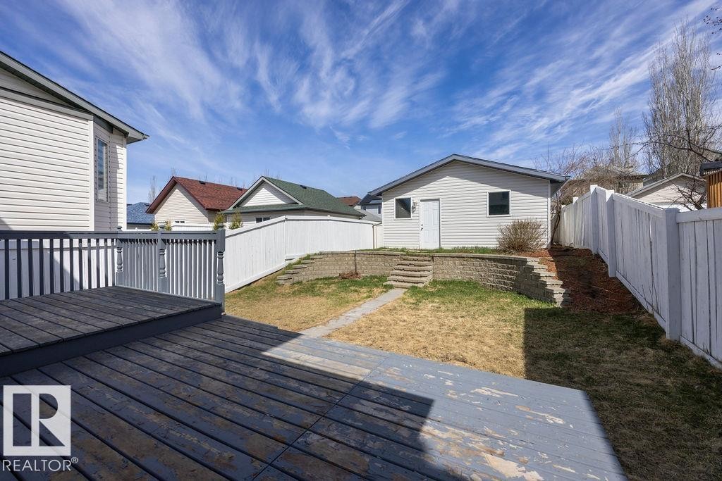 2076 Tanner Wynd, Edmonton, AB