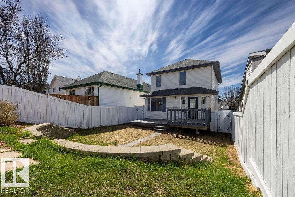2076 Tanner Wynd, Edmonton, AB