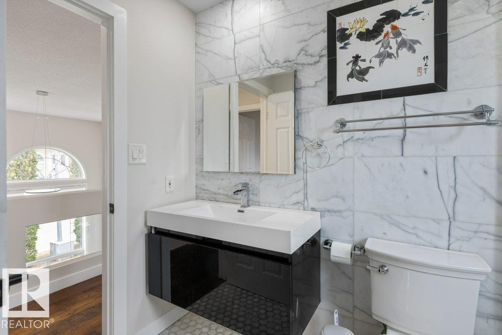 16 4 Fraser Drive, St. Albert, AB - Indoor Photo Showing Bathroom