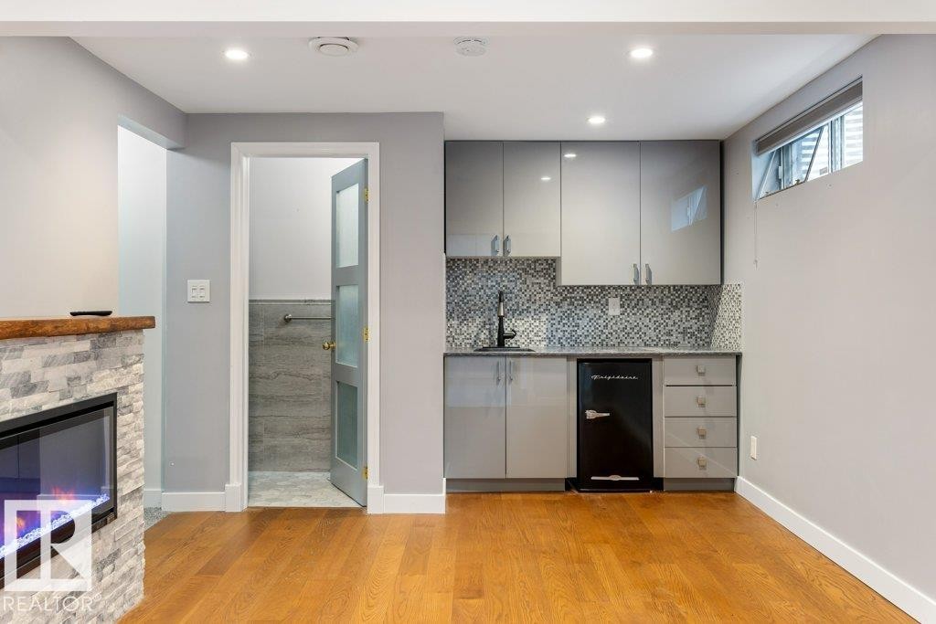 16 4 Fraser Drive, St. Albert, AB - Indoor