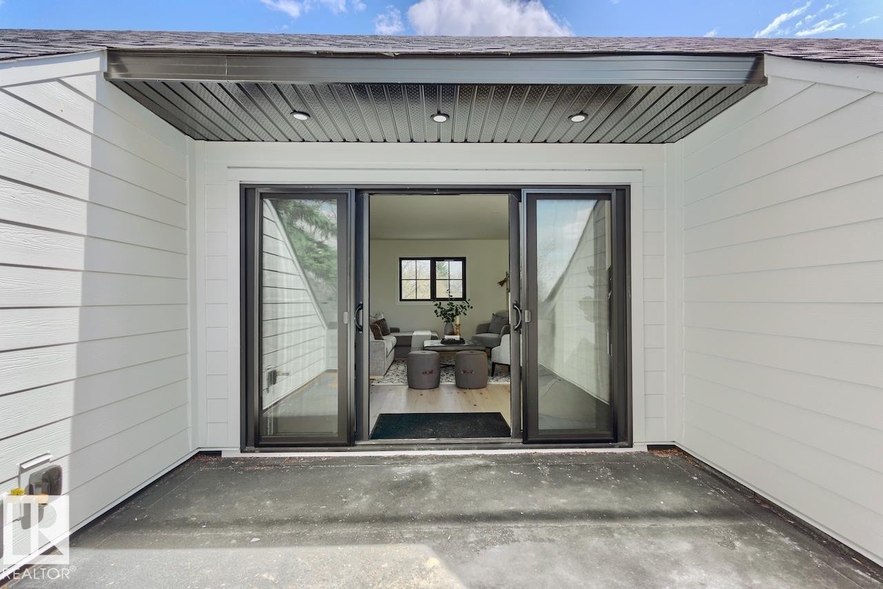 10519 138 Street Nw, Edmonton, AB - Outdoor With Exterior
