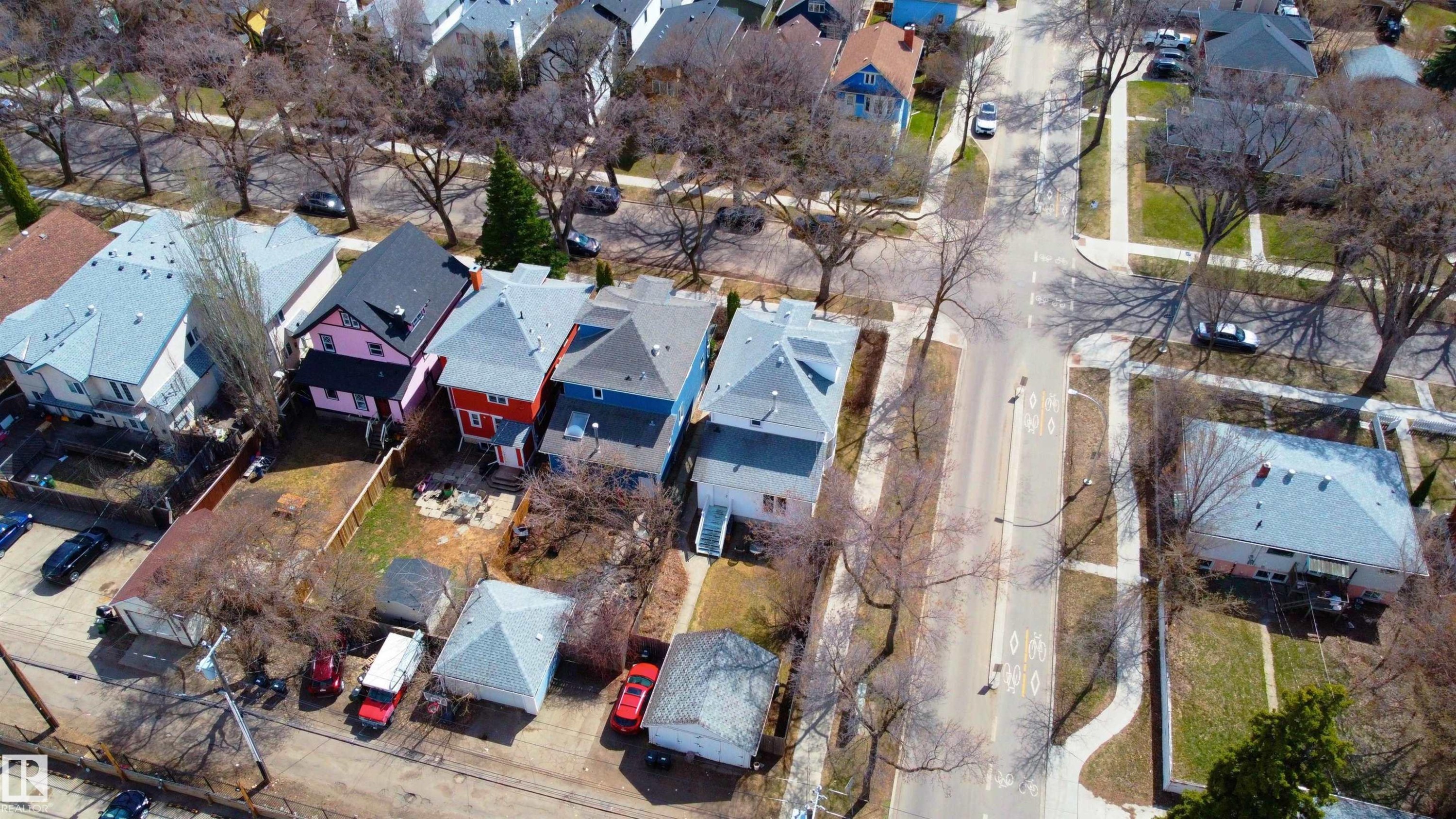 Historic Garneau with tree-lined streets, close to cafes, shops, and the University of Alberta. 1 block off vibrant Whyte Avenue - 10956 81 Avenue, Edmonton, AB - Outdoor With View