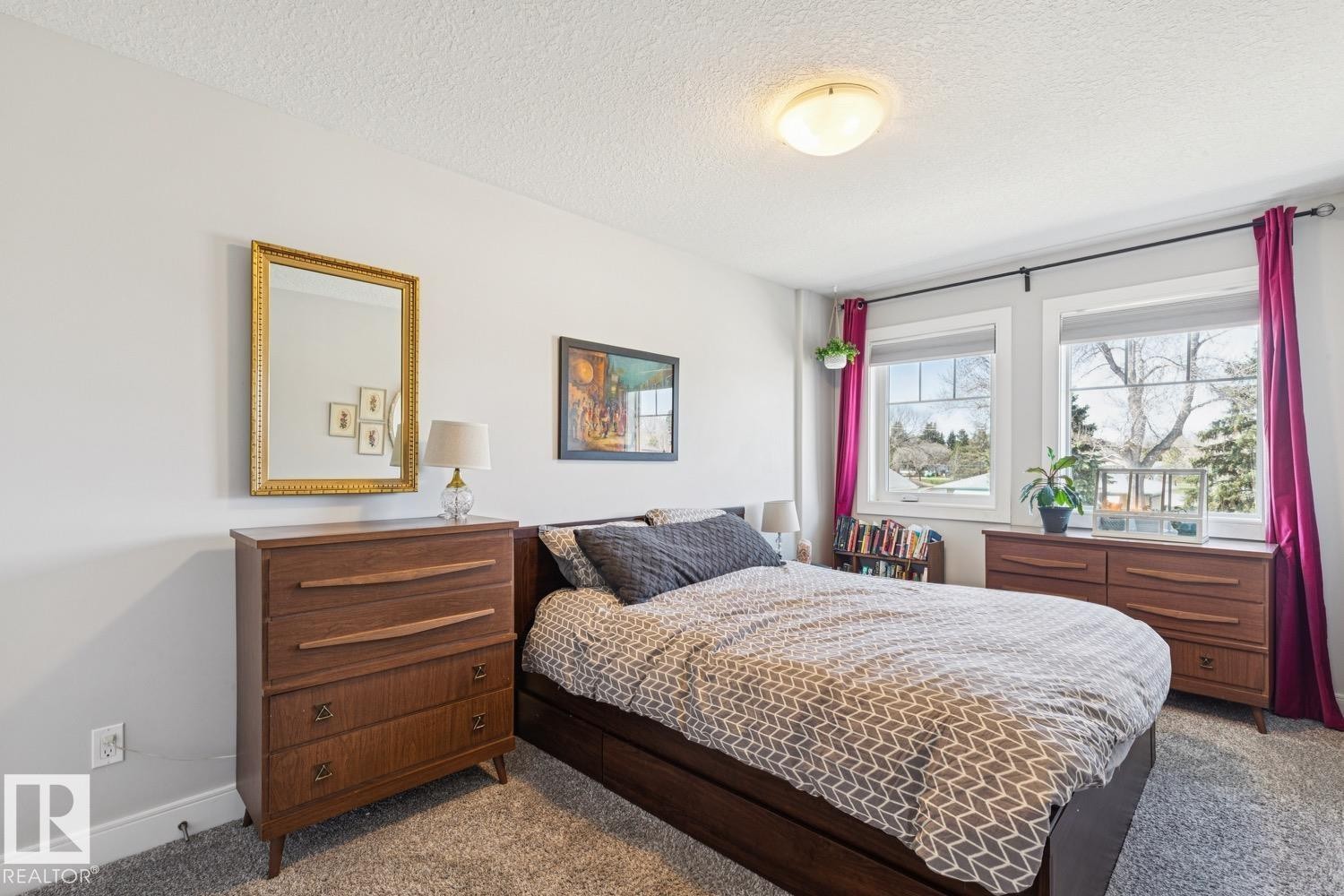 9919 79 Street, Edmonton, AB - Indoor Photo Showing Bedroom