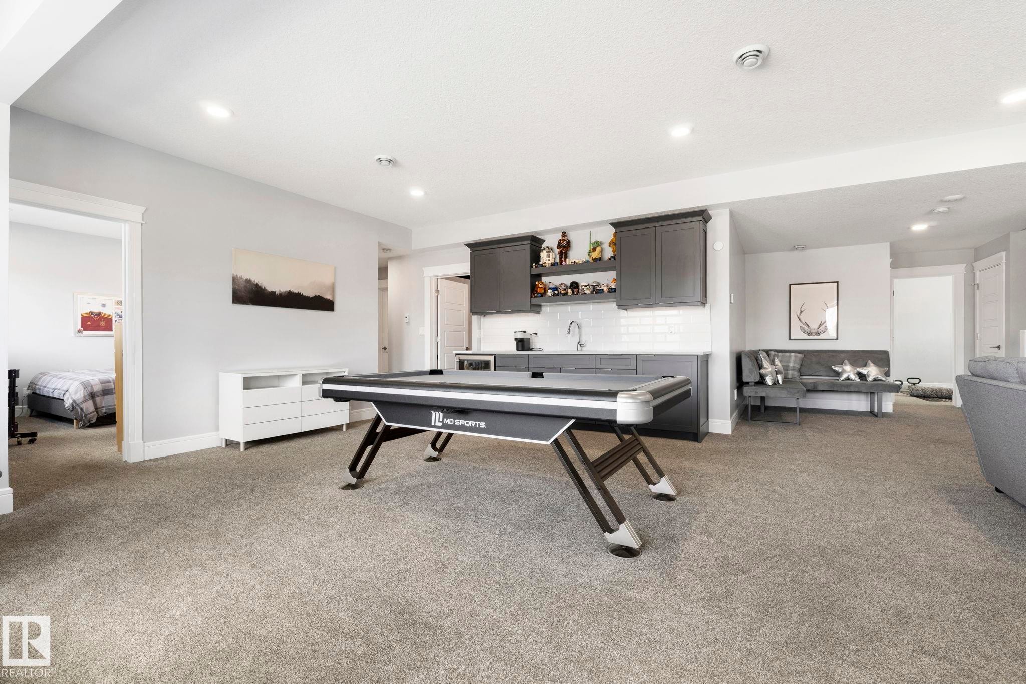 4412 Wingfield Cape, Edmonton, AB - Indoor