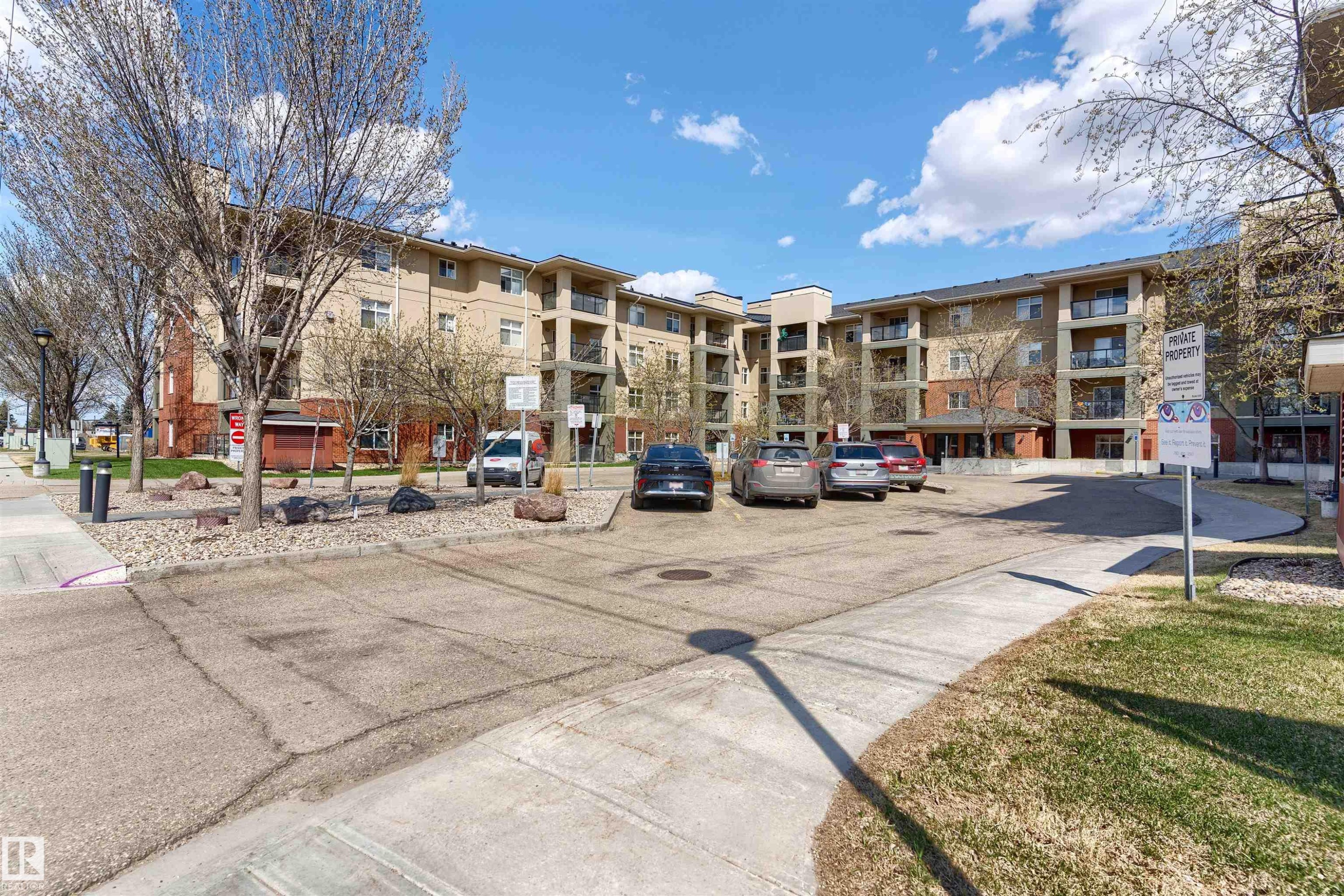 419 7909 71 Street, Edmonton, AB - Outdoor With Facade