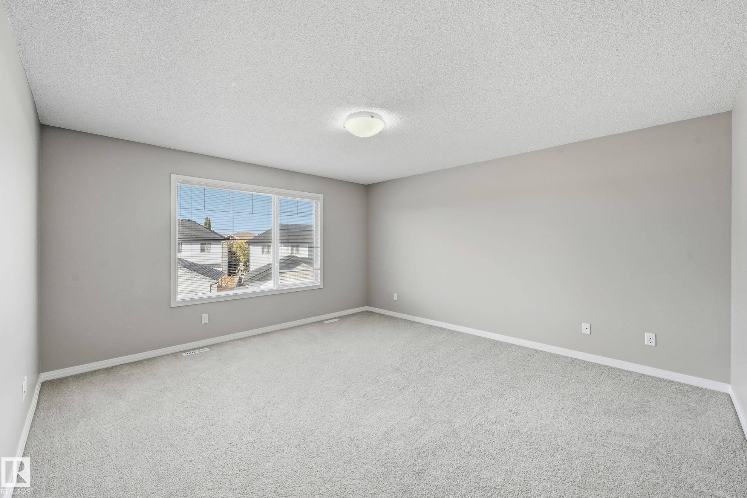 3552 Claxton Crescent, Edmonton, AB - Indoor Photo Showing Other Room