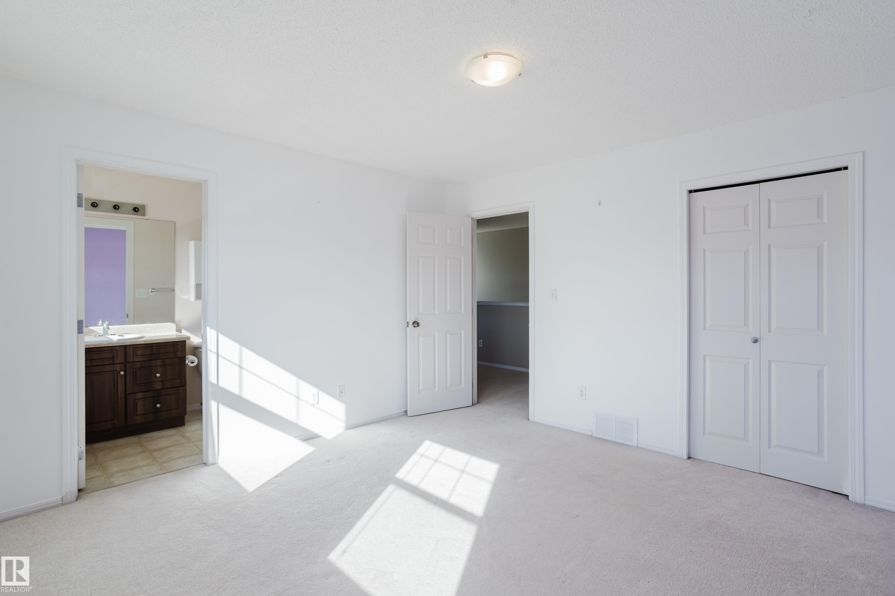 1666 Melrose Place, Edmonton, AB - Indoor Photo Showing Other Room