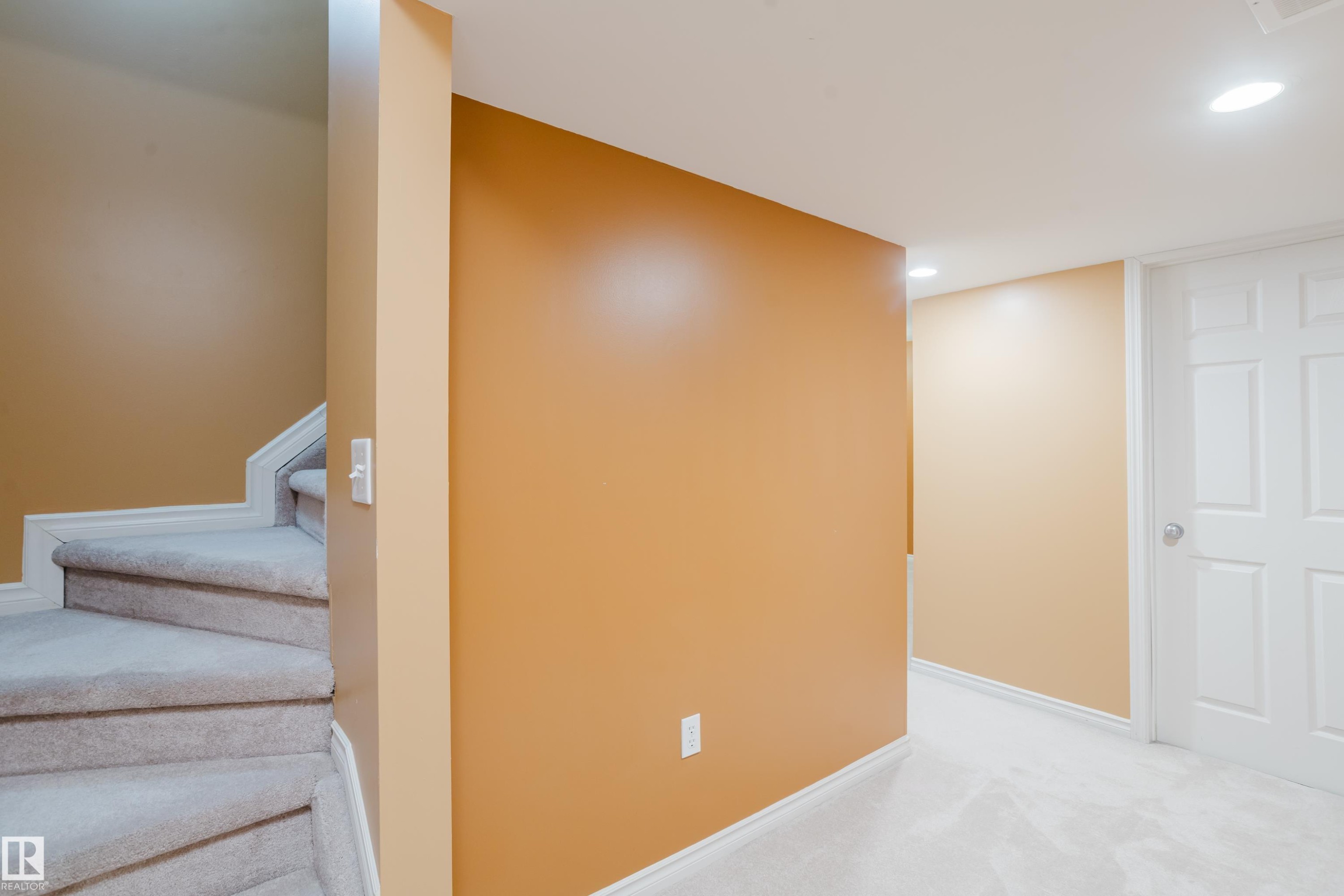 1666 Melrose Place, Edmonton, AB - Indoor Photo Showing Other Room