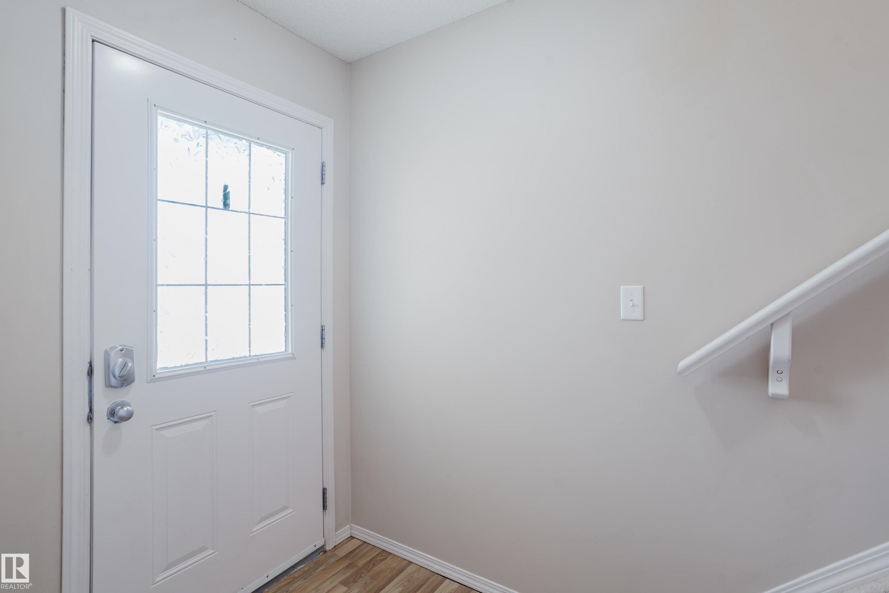 1666 Melrose Place, Edmonton, AB - Indoor Photo Showing Other Room