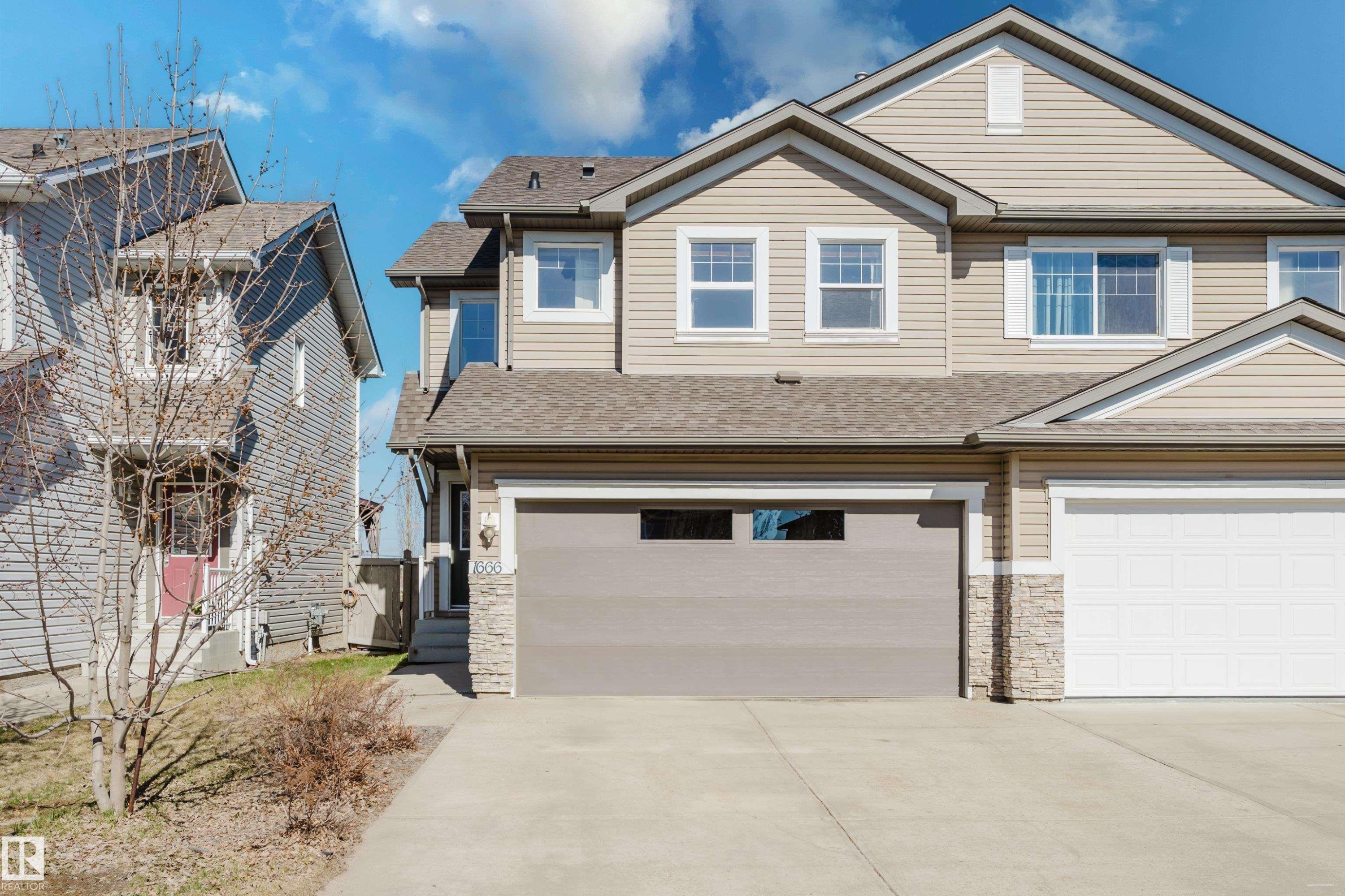 1666 Melrose Place, Edmonton, AB - Outdoor With Facade