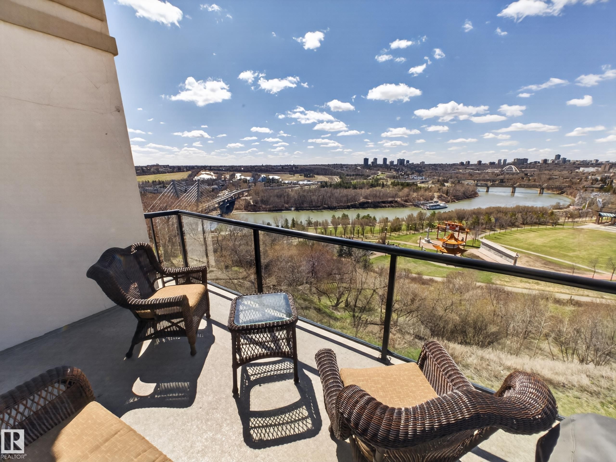 516 9507 101 Avenue, Edmonton, AB - Outdoor With View
