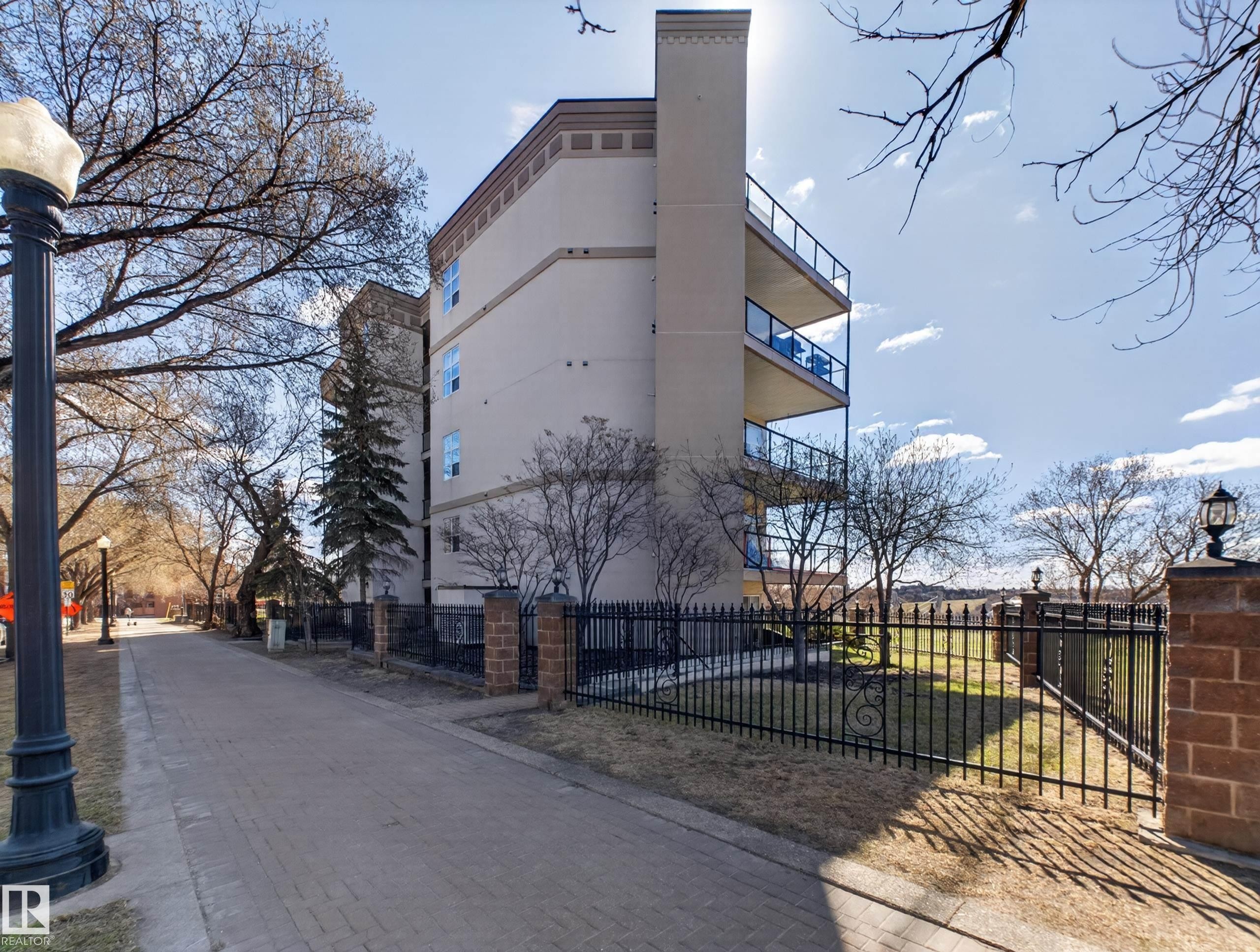 516 9507 101 Avenue, Edmonton, AB - Outdoor