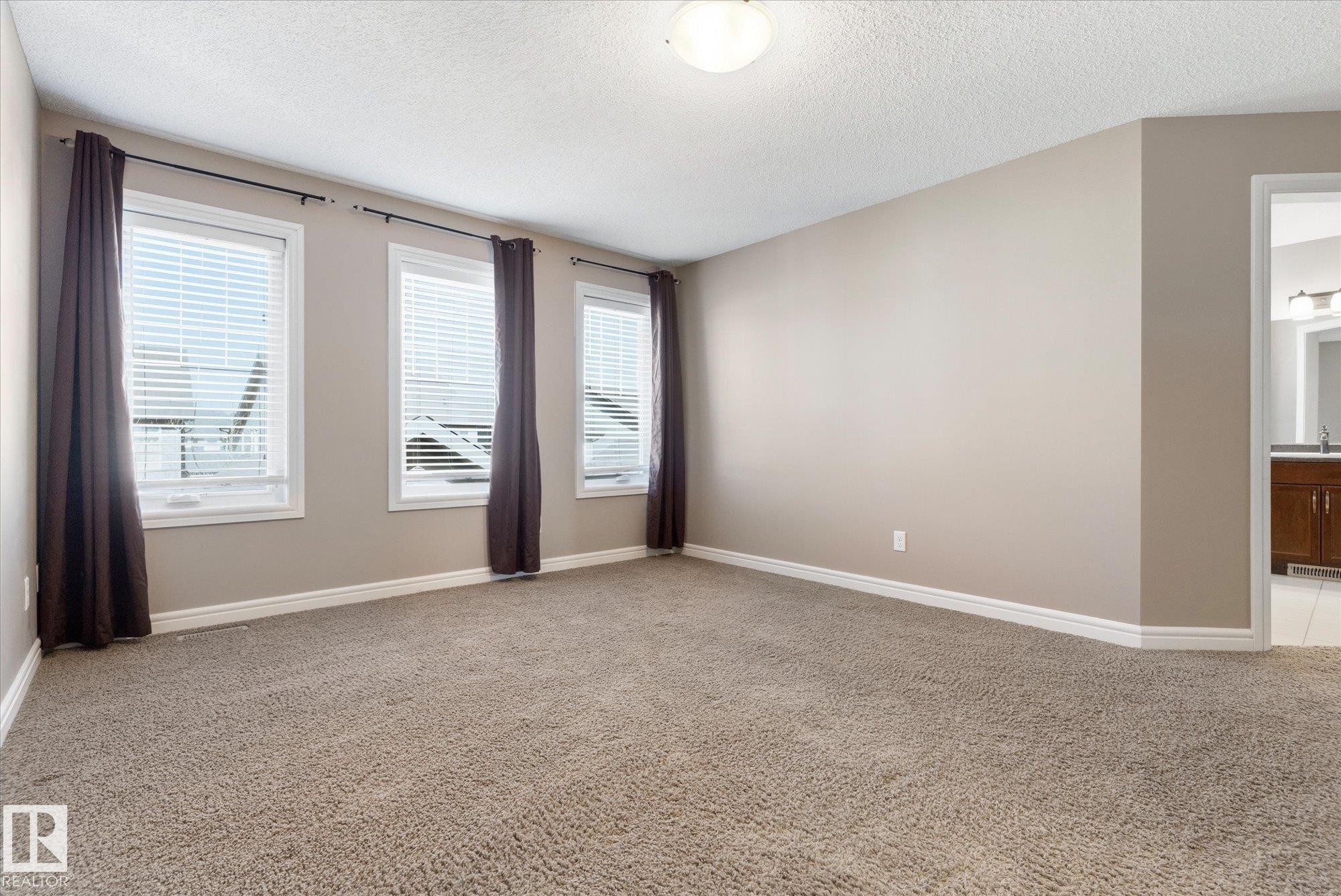 552 178A Street, Edmonton, AB - Indoor Photo Showing Other Room