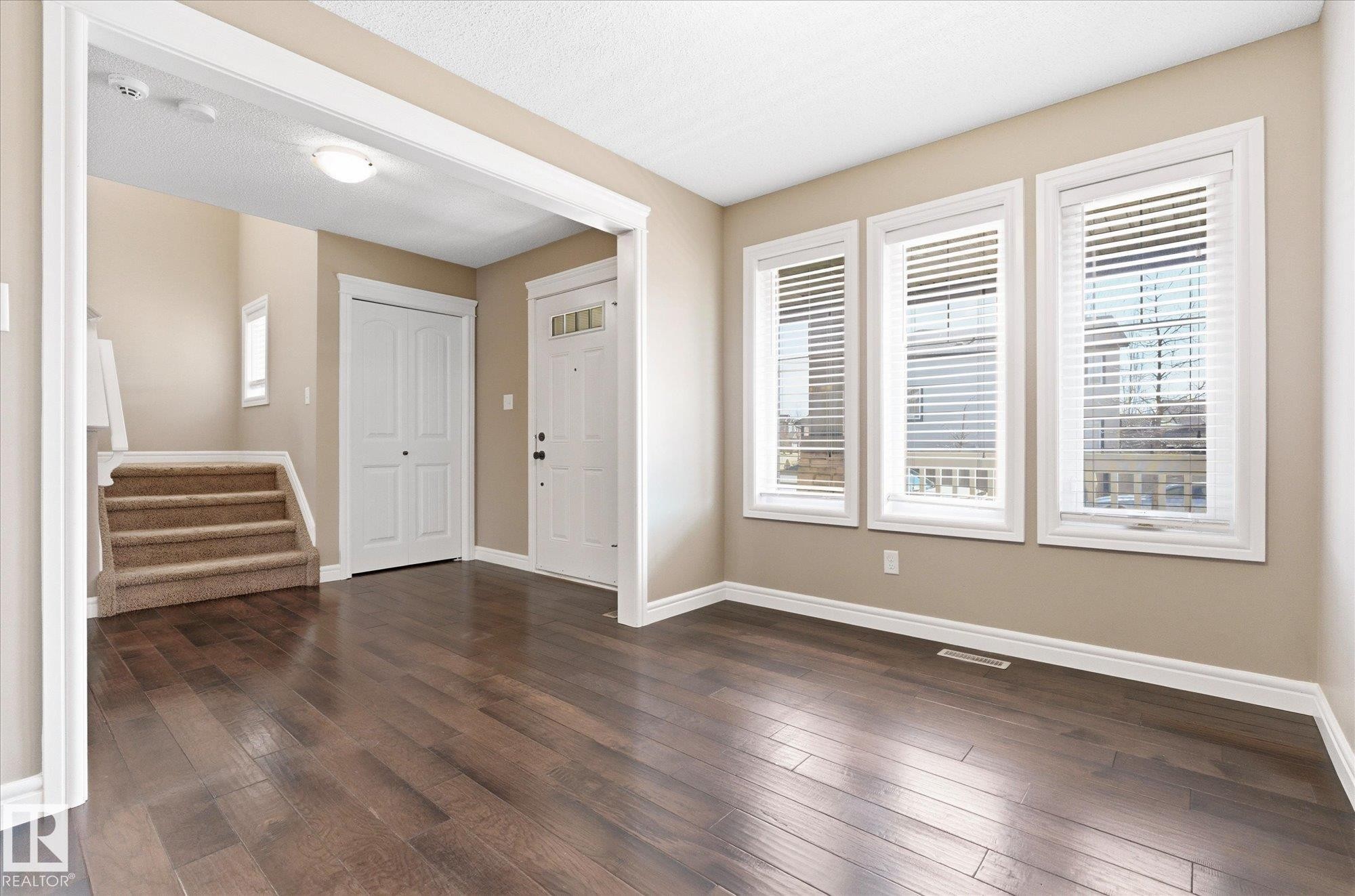 552 178A Street, Edmonton, AB - Indoor Photo Showing Other Room