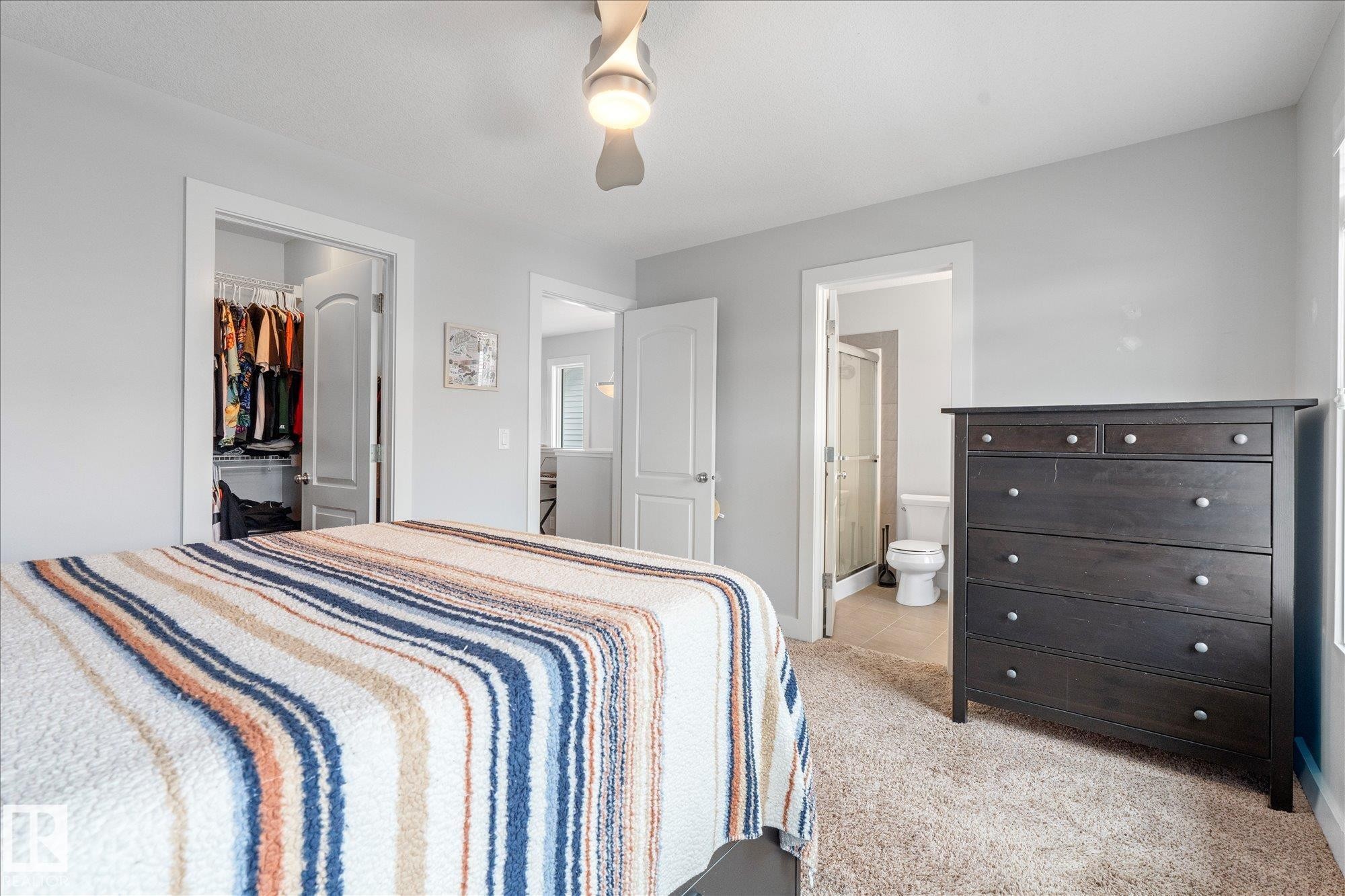 4126 6A Street, Edmonton, AB - Indoor Photo Showing Bedroom