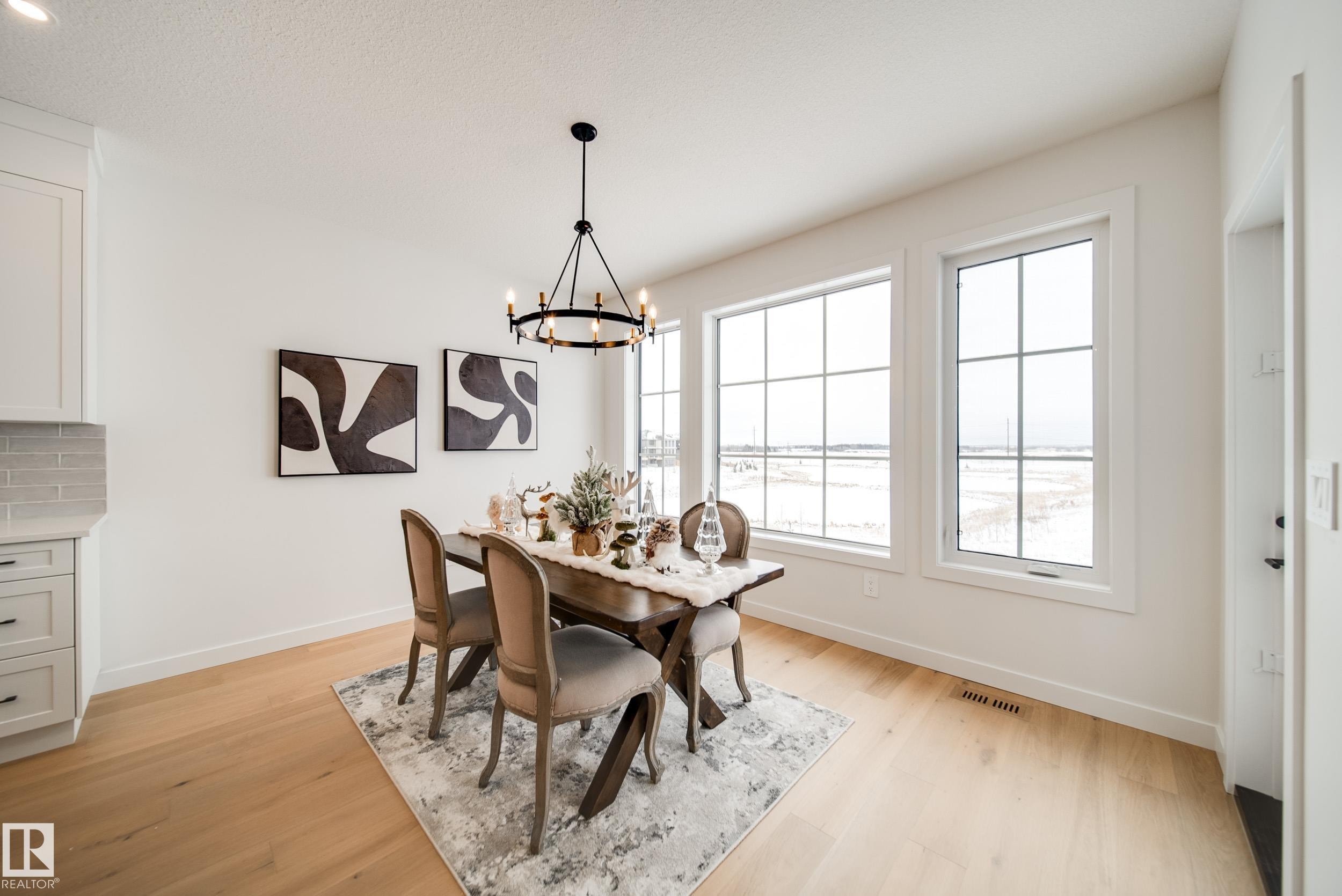 73 Chartres Close, St. Albert, AB - Indoor Photo Showing Dining Room