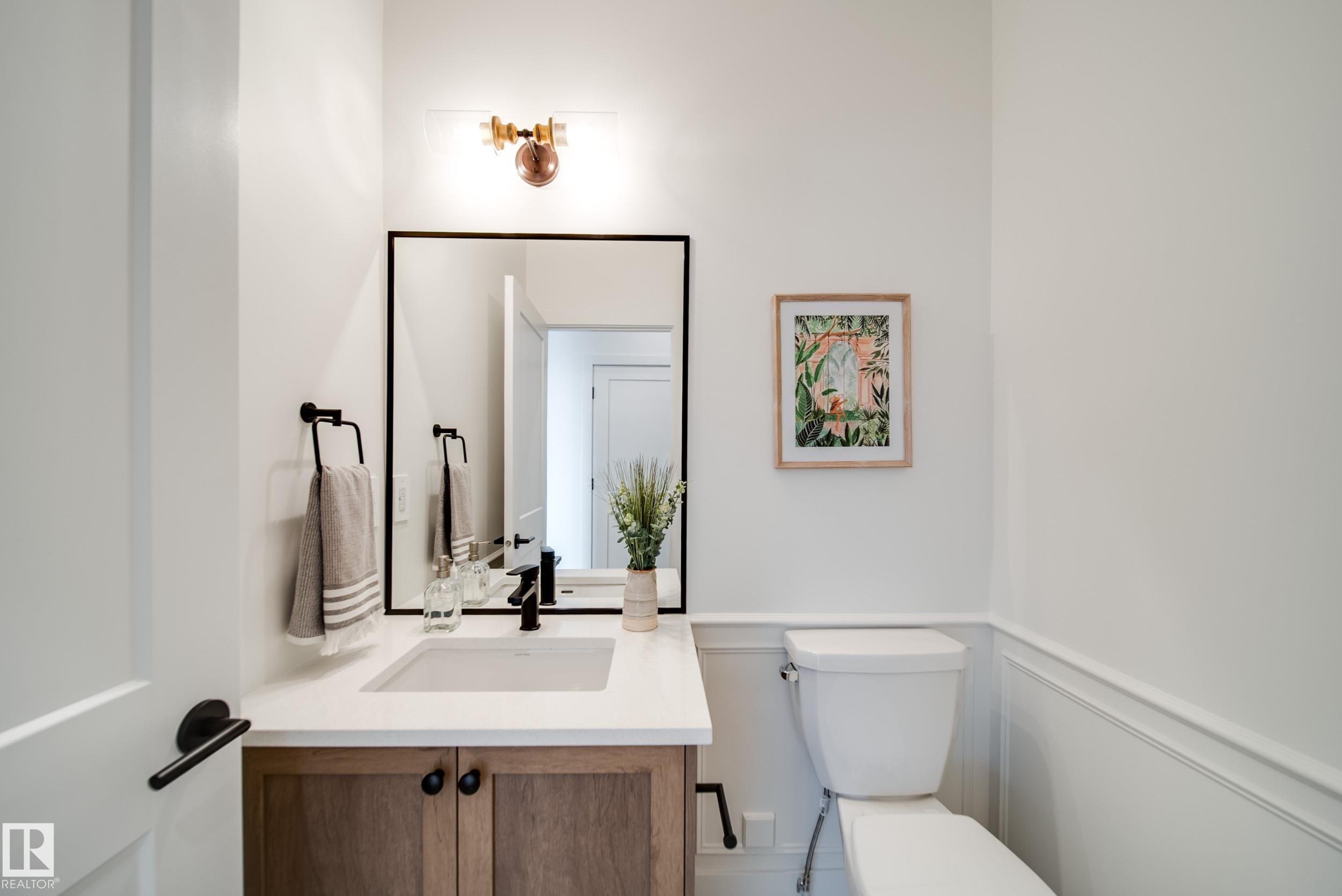 73 Chartres Close, St. Albert, AB - Indoor Photo Showing Bathroom