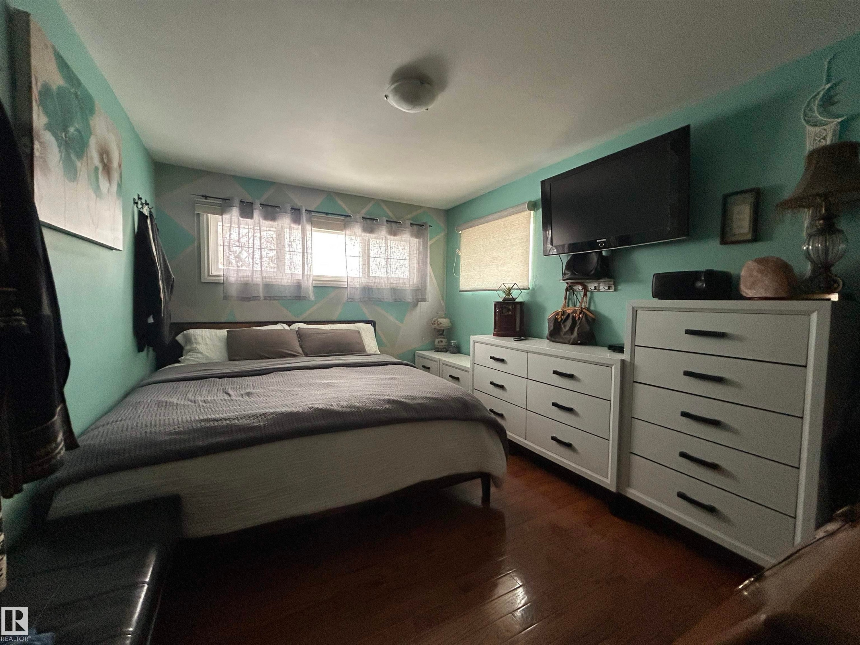 8603 149 Street, Edmonton, AB - Indoor Photo Showing Bedroom