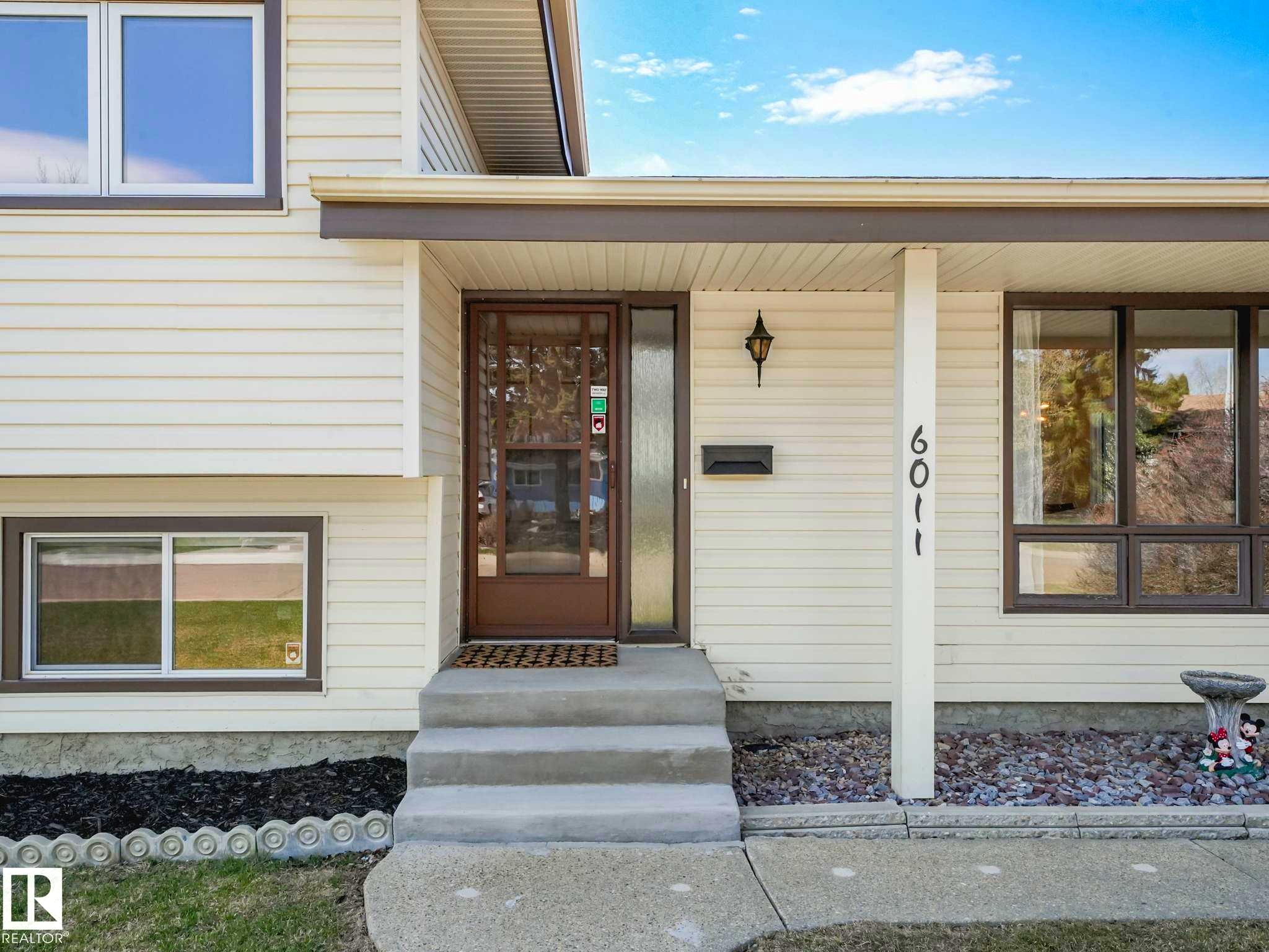 6011 37 Avenue, Edmonton, AB - Outdoor With Deck Patio Veranda With Exterior