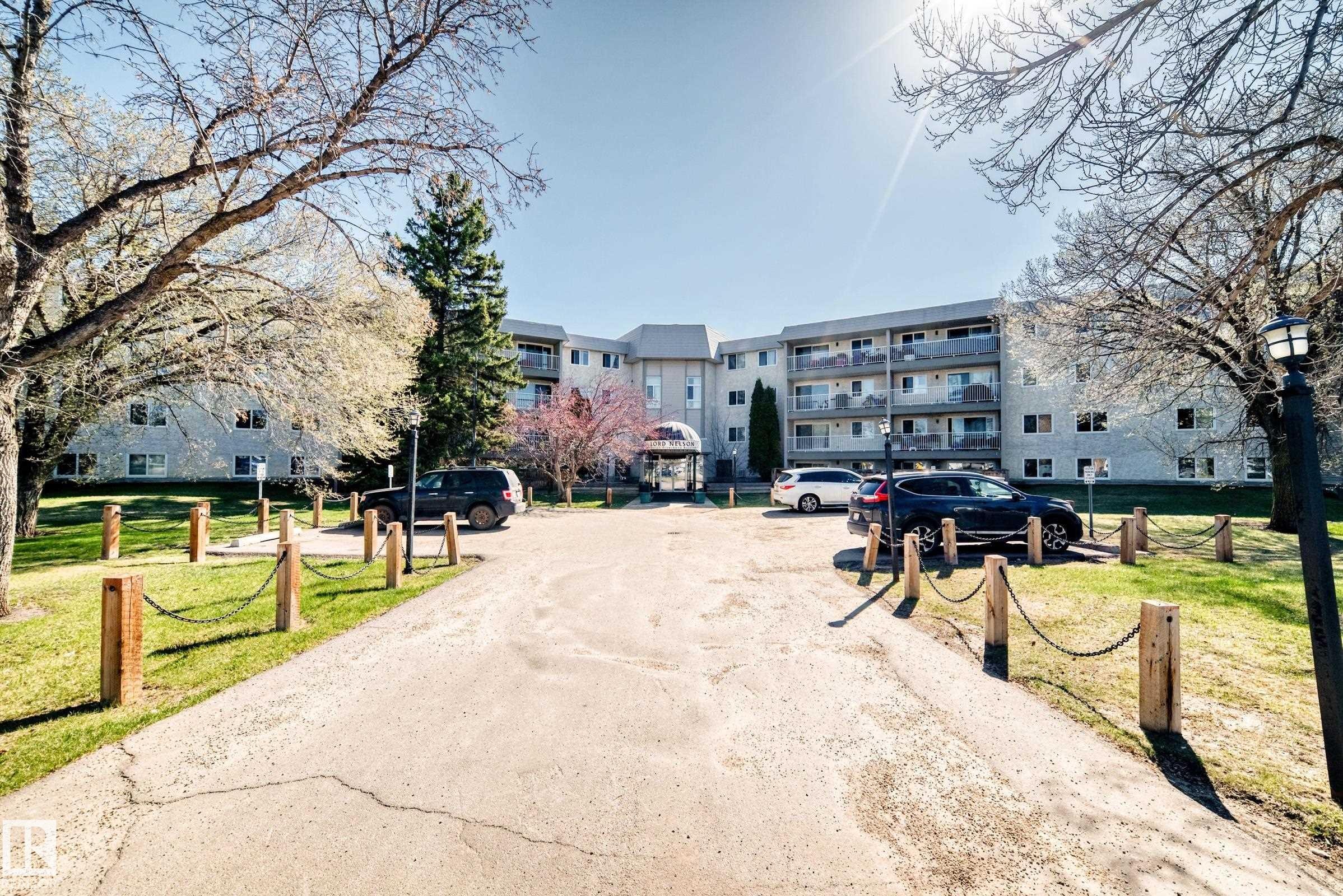 423 5125 Riverbend Road, Edmonton, AB - Outdoor