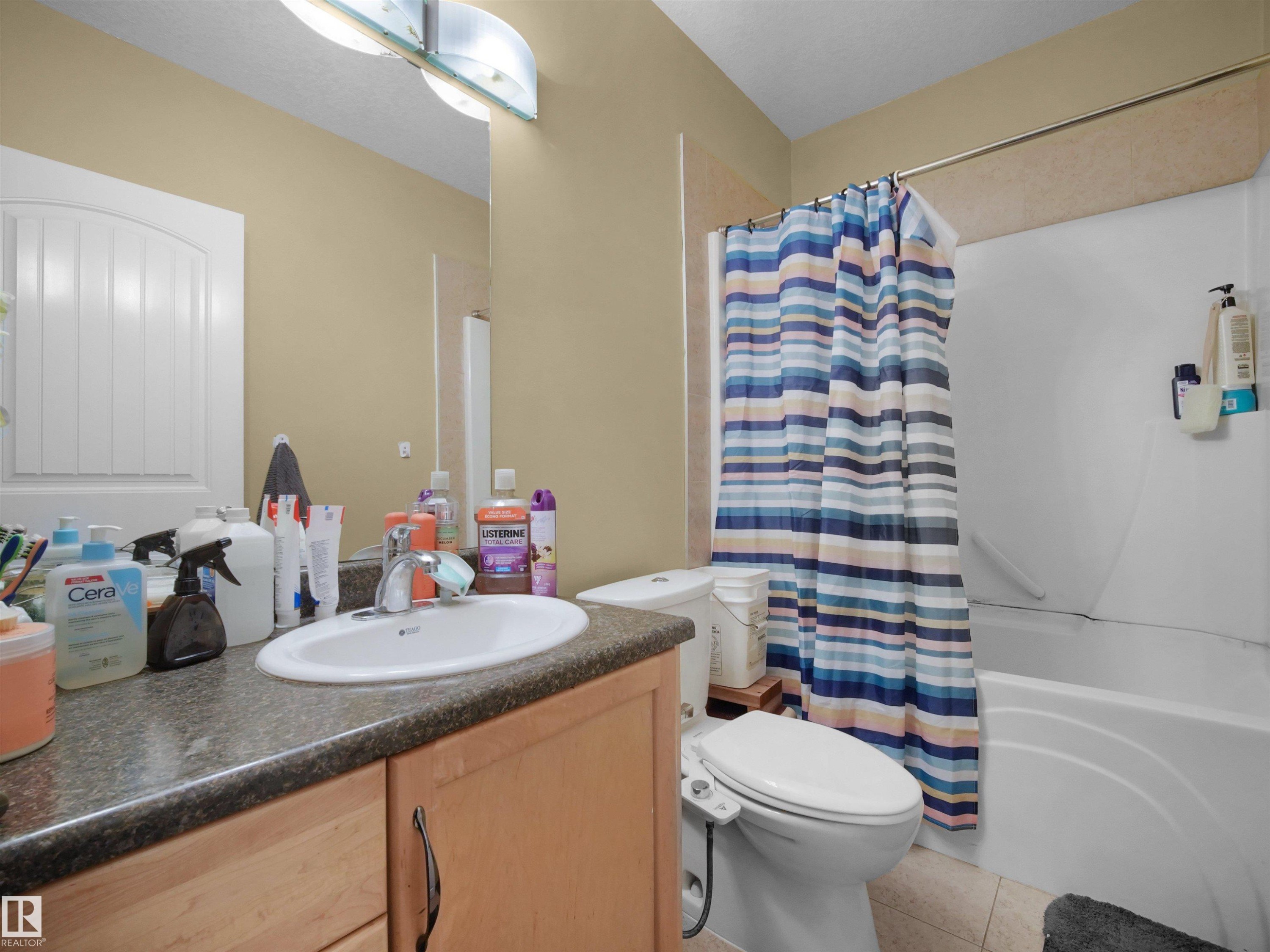 1015 61 Street, Edmonton, AB - Indoor Photo Showing Bathroom