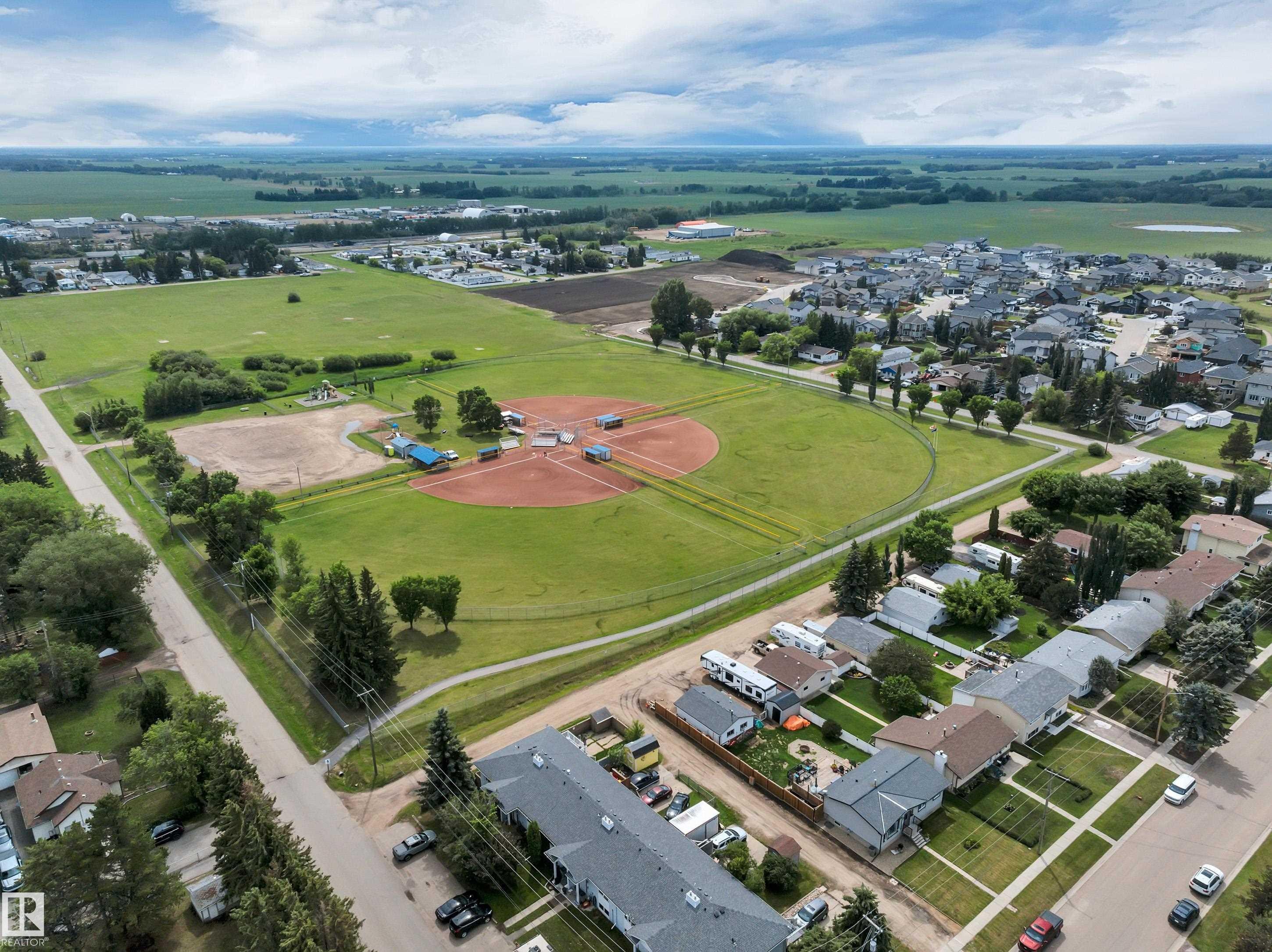 Aerial perspective of suburban area - 21 Calmar Mobile Home Park, Calmar, AB - Outdoor With View