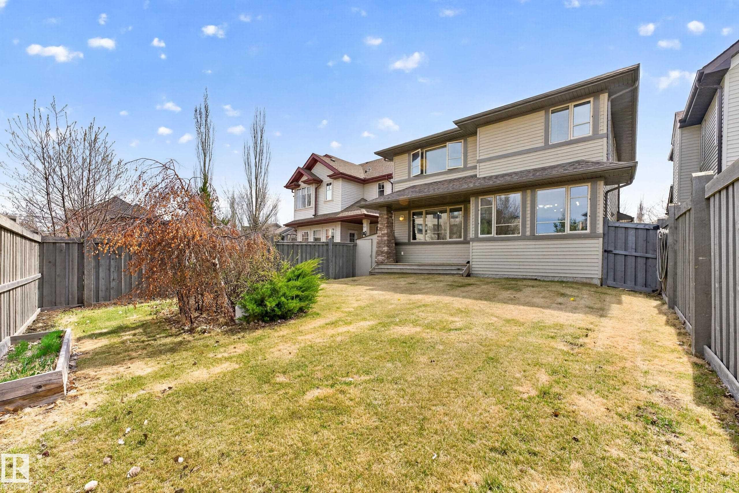 506 Adams Way, Edmonton, AB - Outdoor