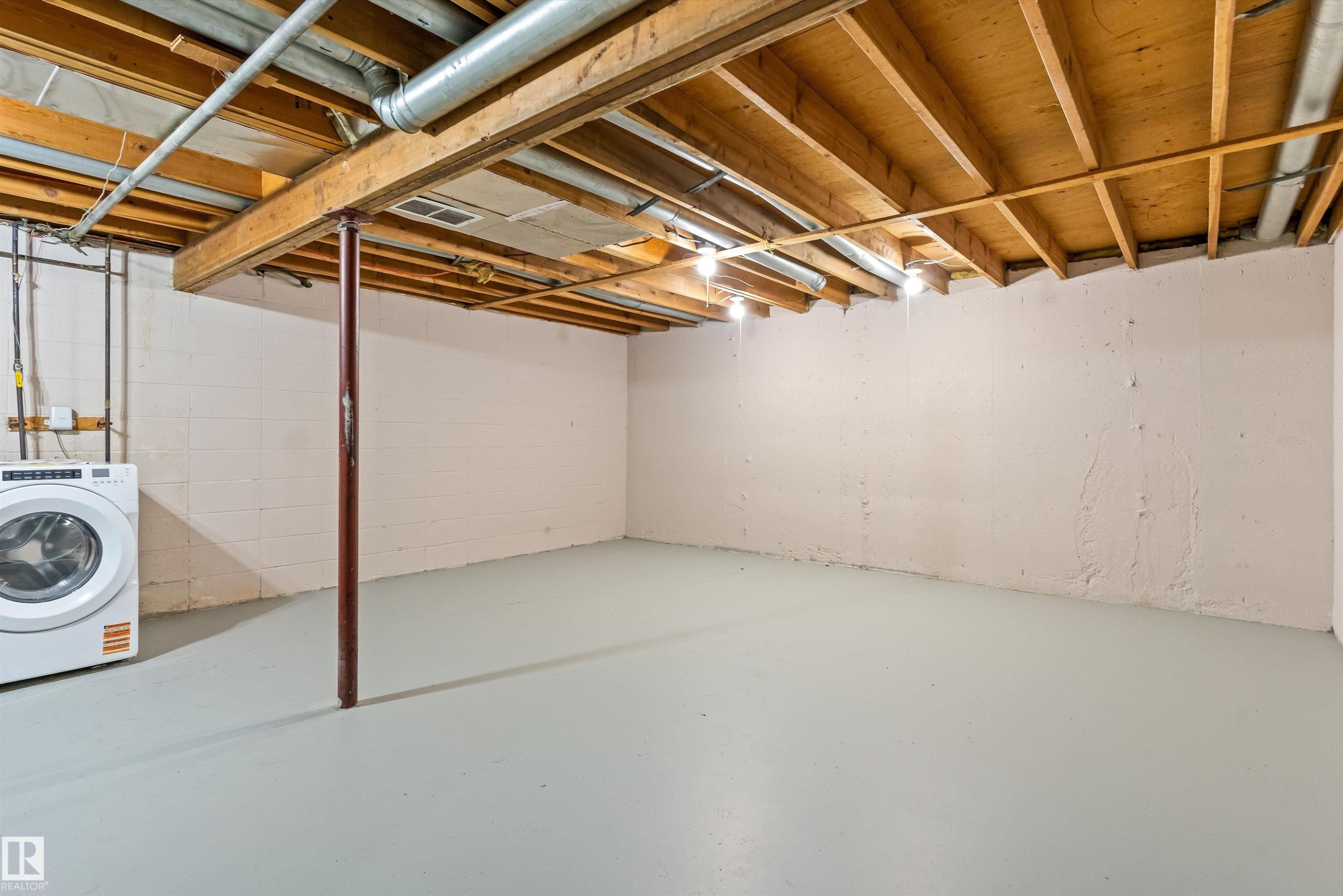 120 Cornell Court, Edmonton, AB - Outdoor