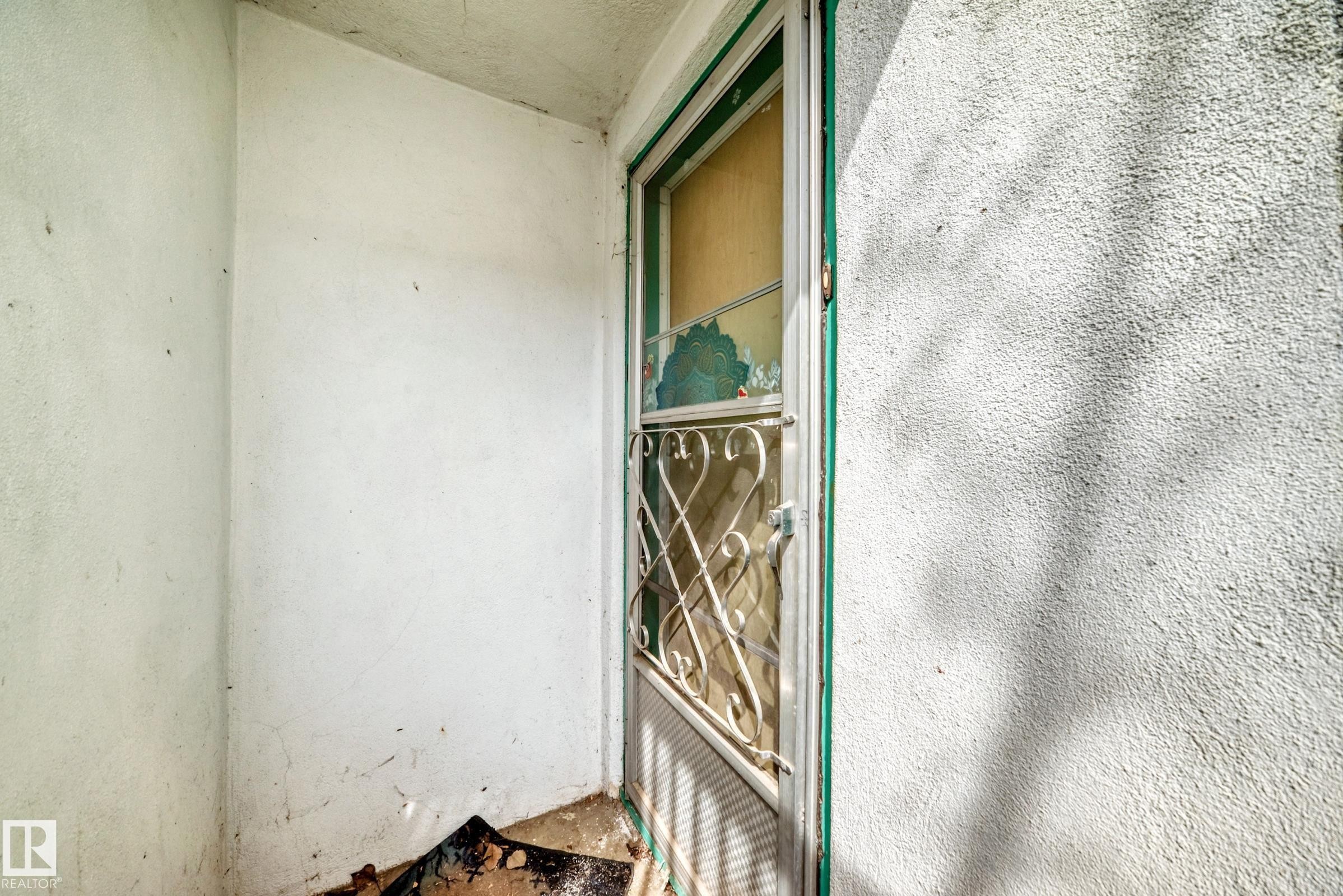 Image quality insufficient for description - 12825 102 Street, Edmonton, AB - Photo Showing Other Room