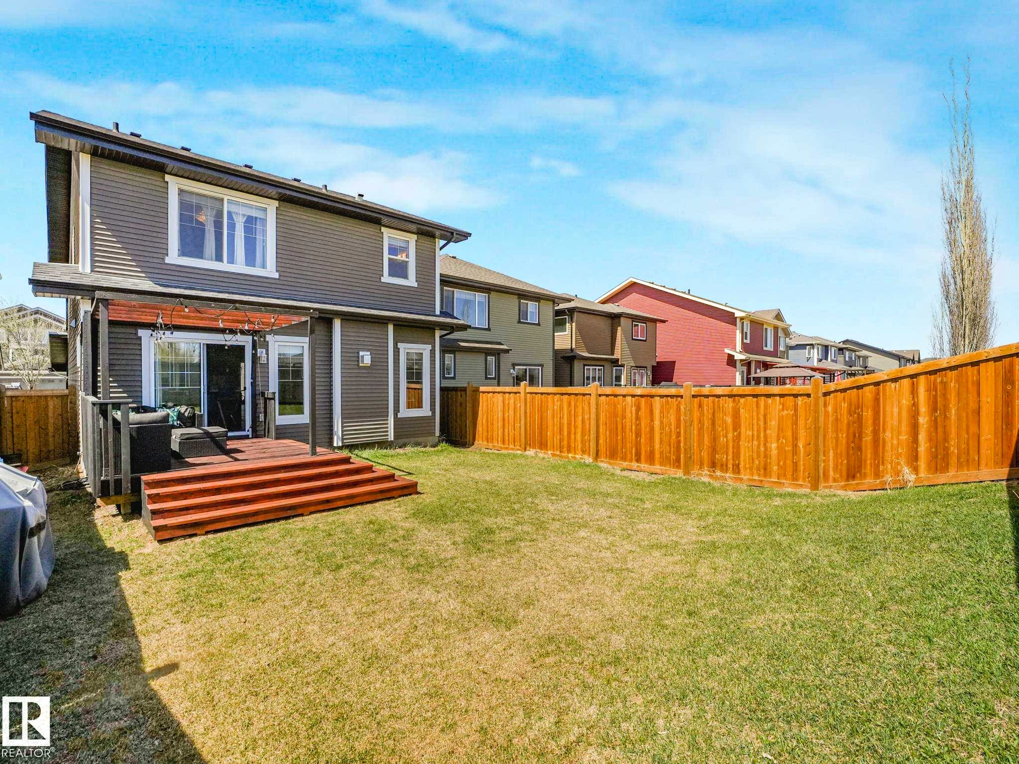 8427 216 Street, Edmonton, AB - Outdoor