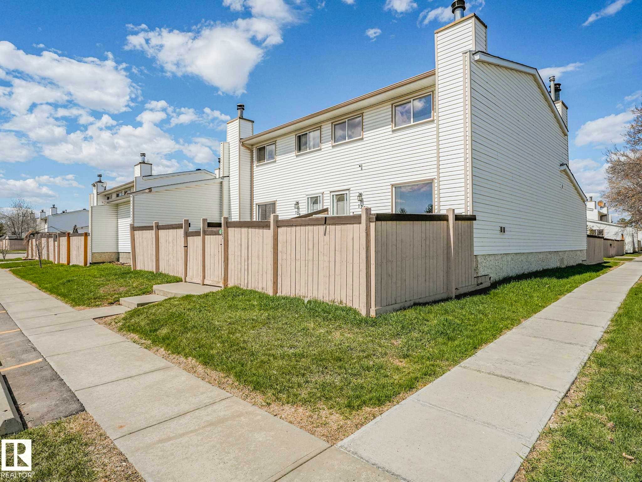 125 Marlborough Place, Edmonton, AB - Outdoor