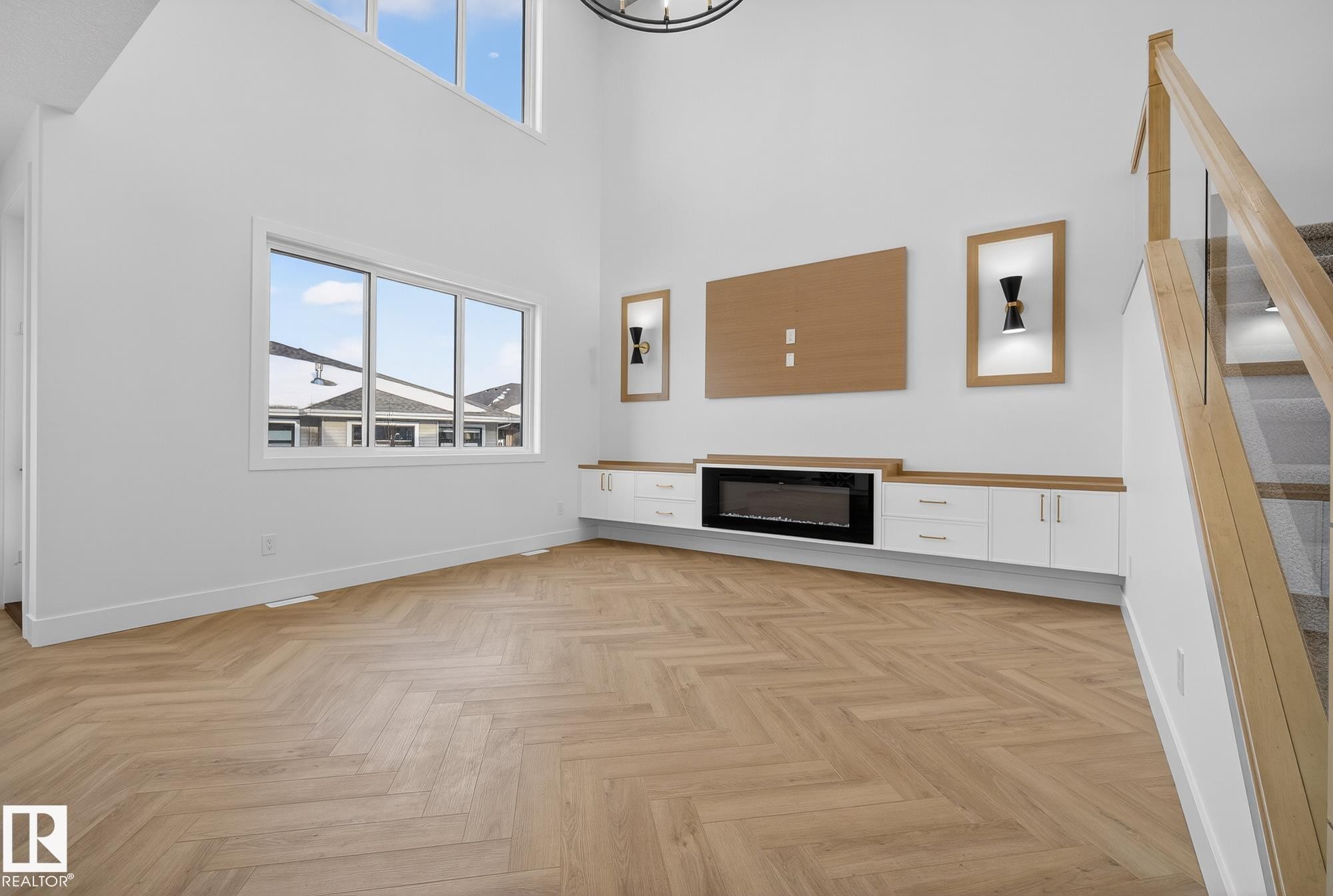 753 Astoria Way, Devon, AB - Indoor With Fireplace